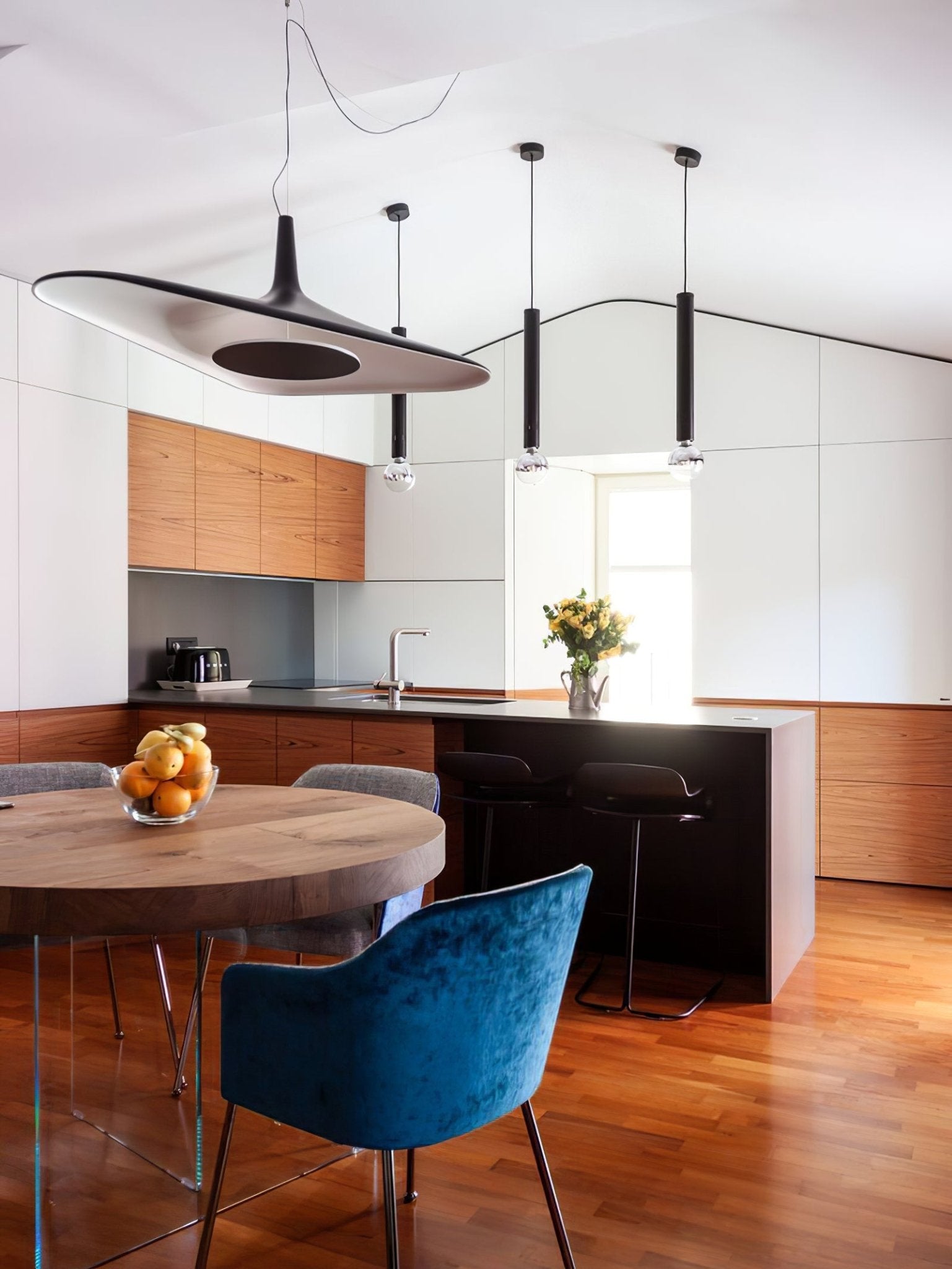 Soleil Noir Pendant Lamp - Lumpaz