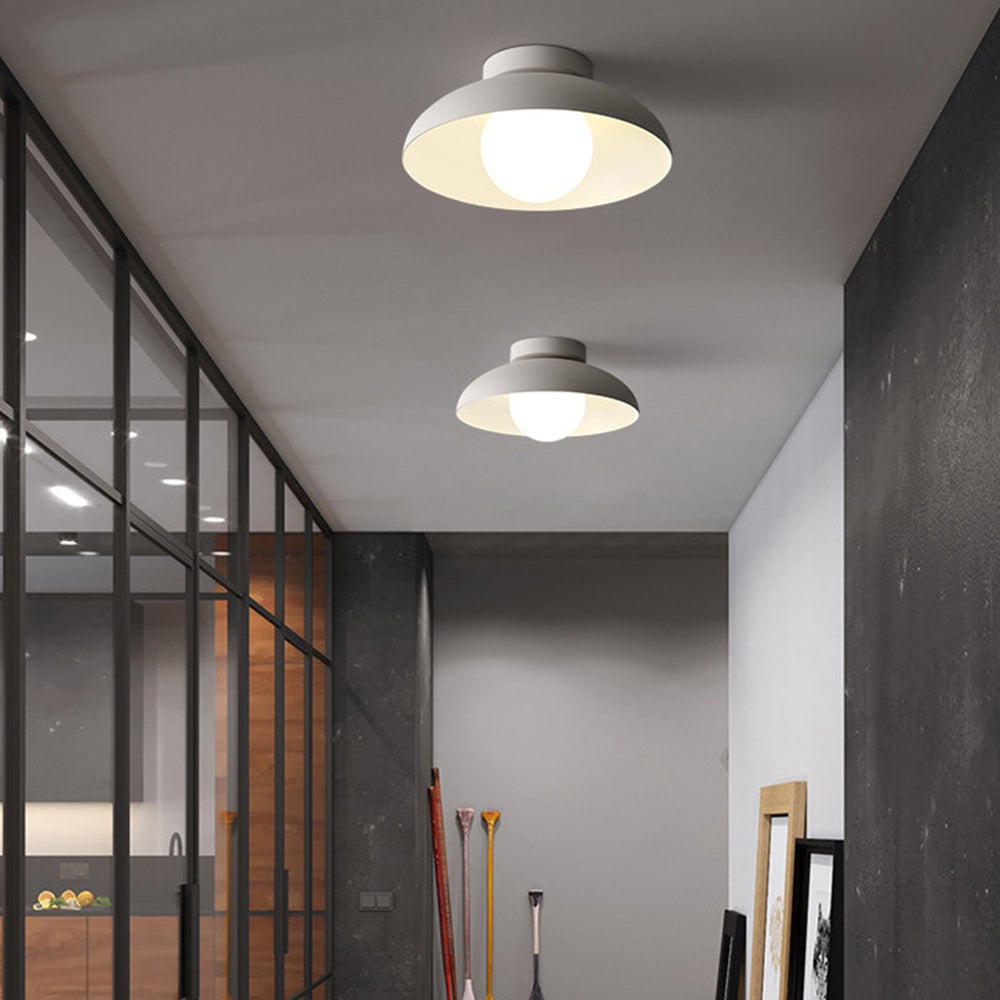 Minimalist White Metal Round Ceiling Light - Lumpaz