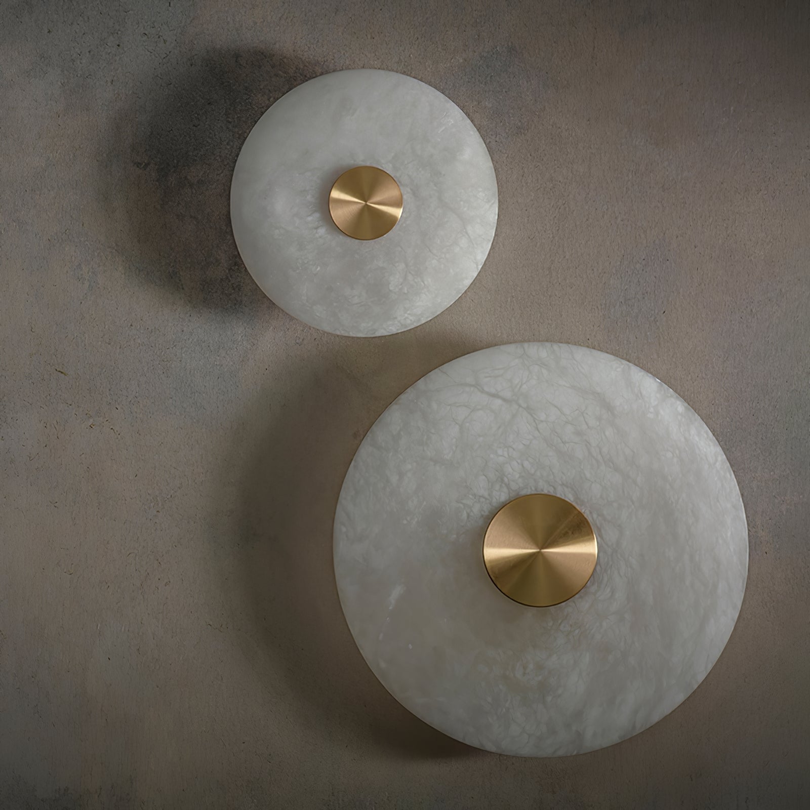 Disc Shaped Alabaster Wall Light - Lumpaz