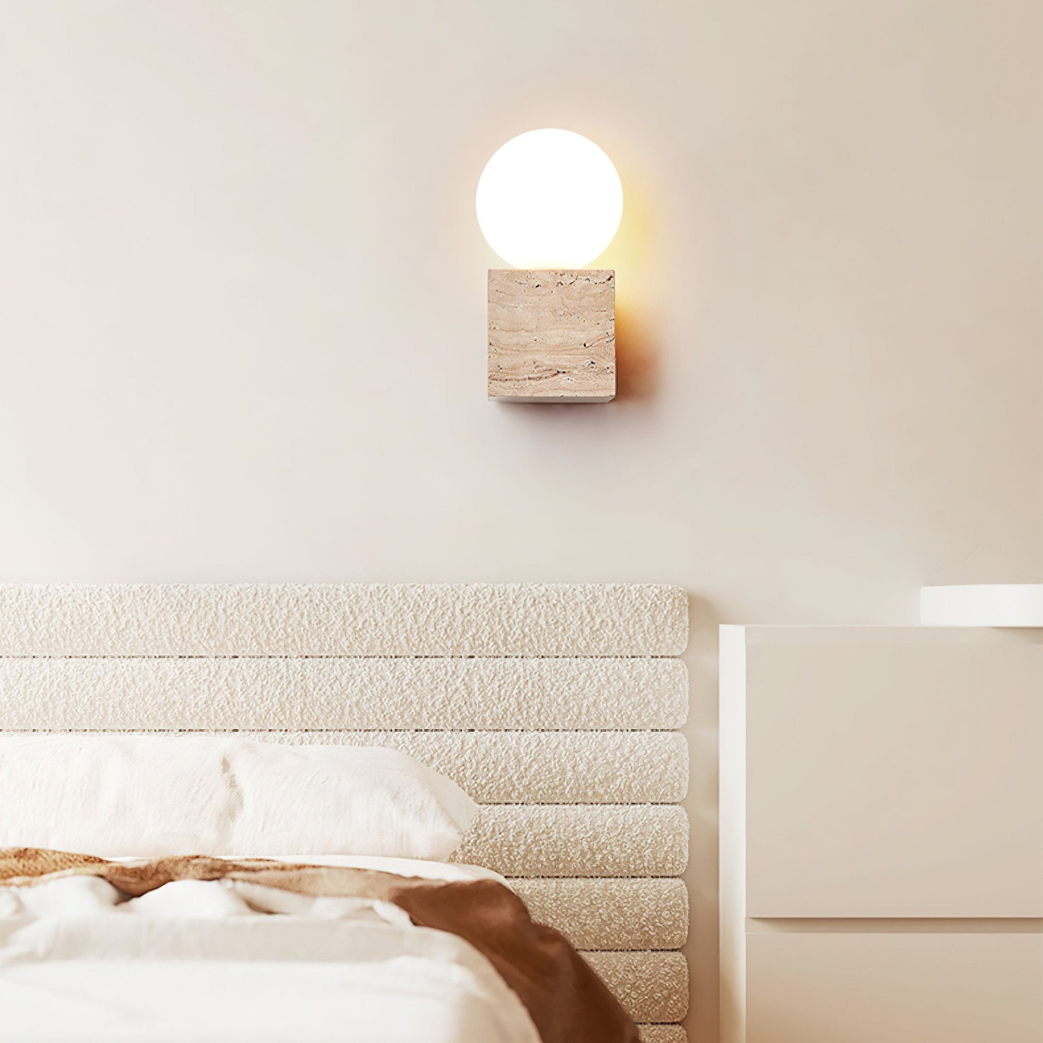 Cube Stone Wall Lamp - Lumpaz