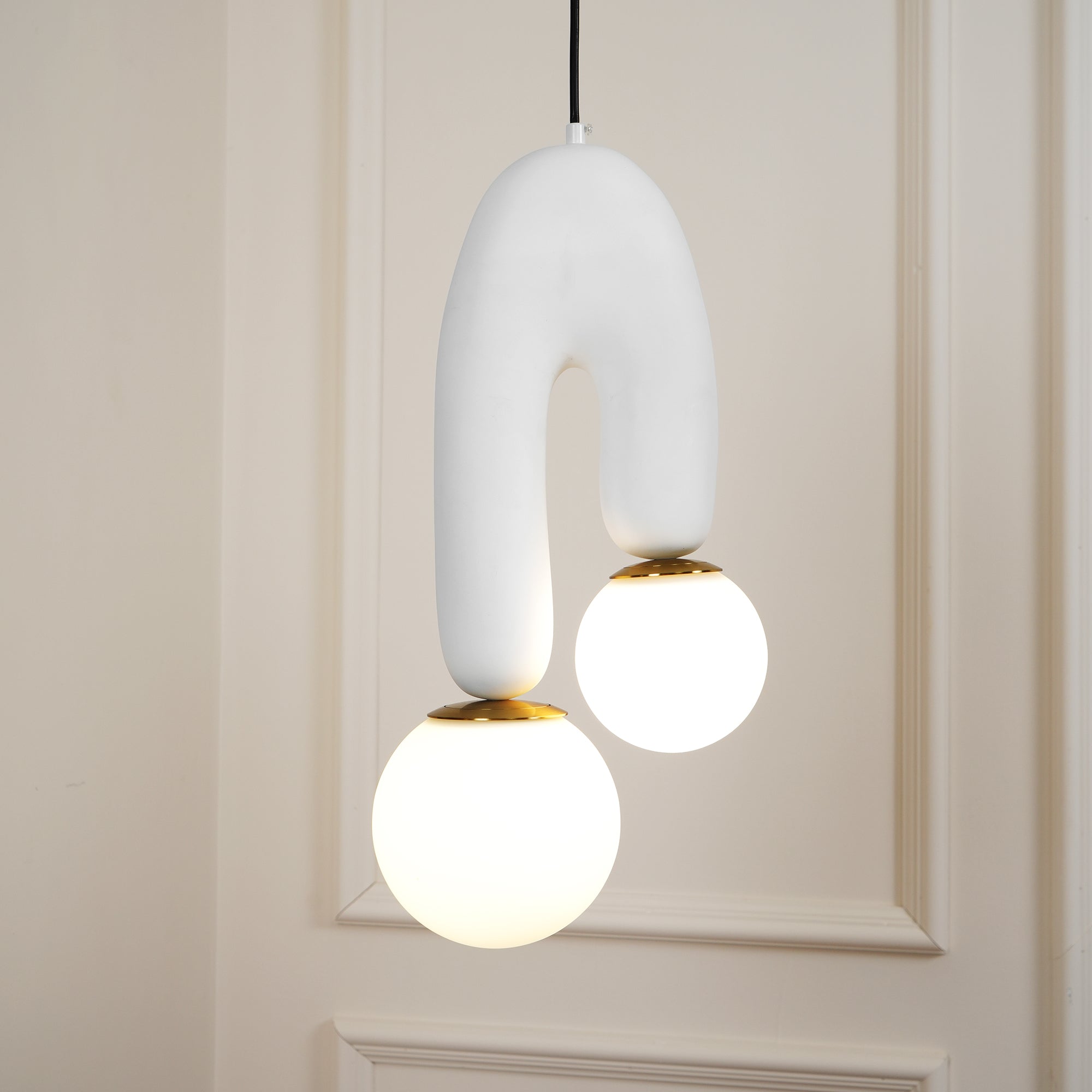 Oo Smooth Pendant Light - Lumpaz