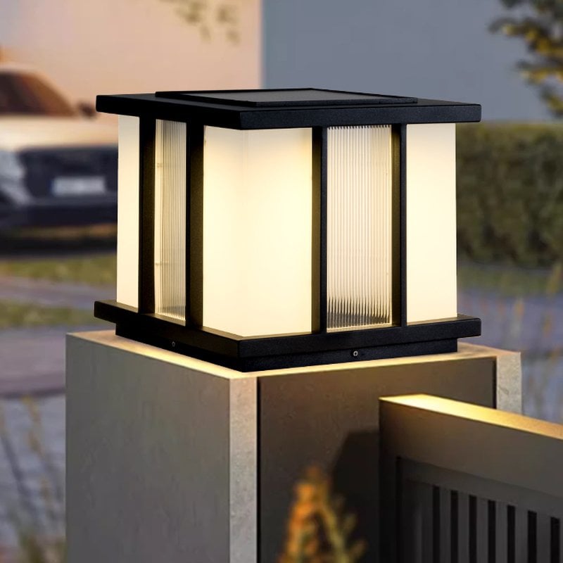 Modern Cube Solar Outdoor Light - Lumpaz