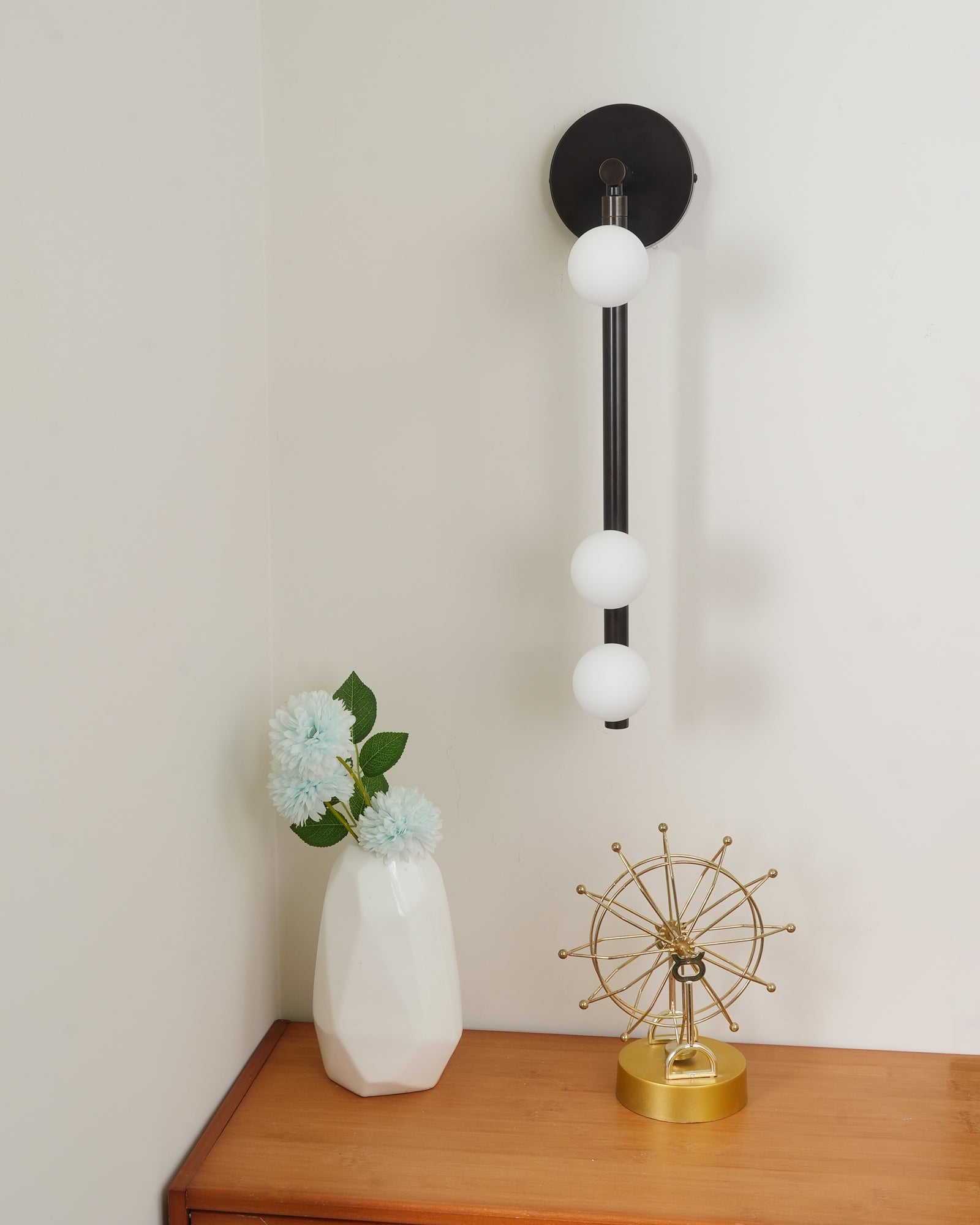 Brass Glass Tube Plug-in Wall Lamp - Lumpaz