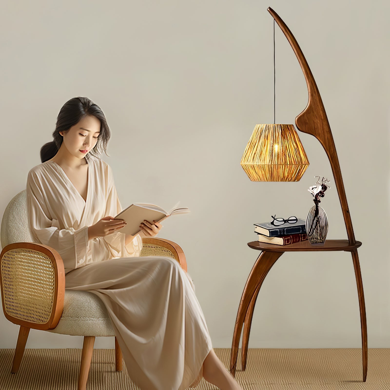 Curved Mantis Arm Floor Lamp - Lumpaz