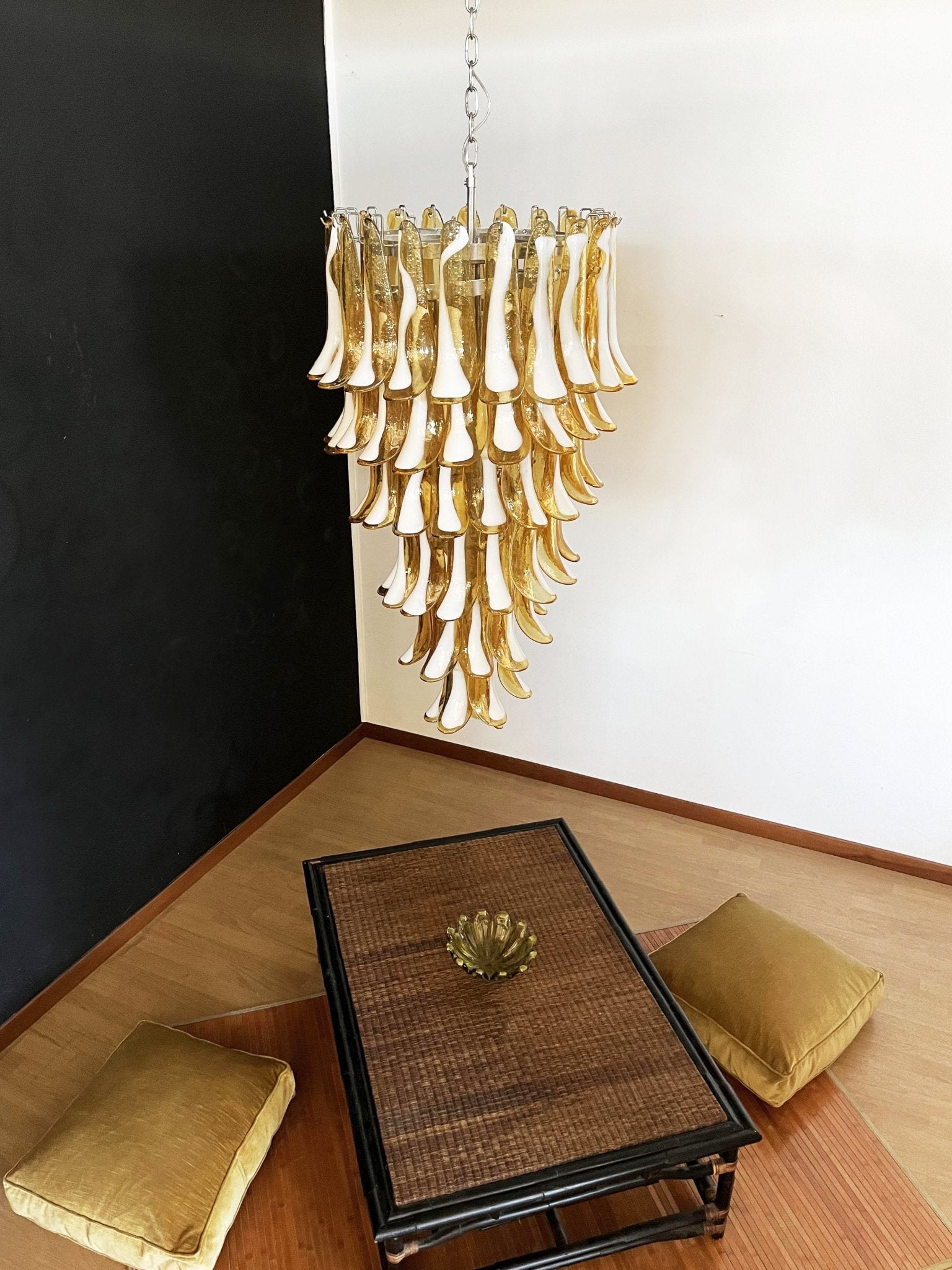 Murano Amber Petals Spiral Chandelier - Lumpaz