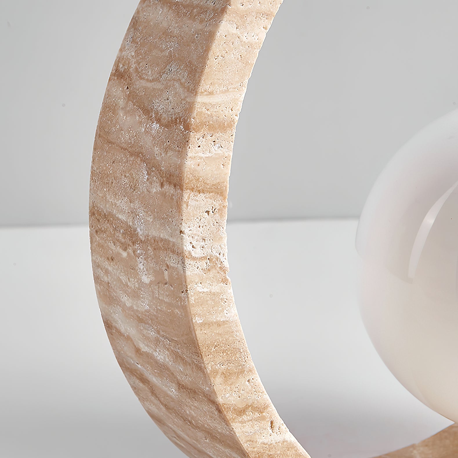 Q Circle Table Lamp - Lumpaz