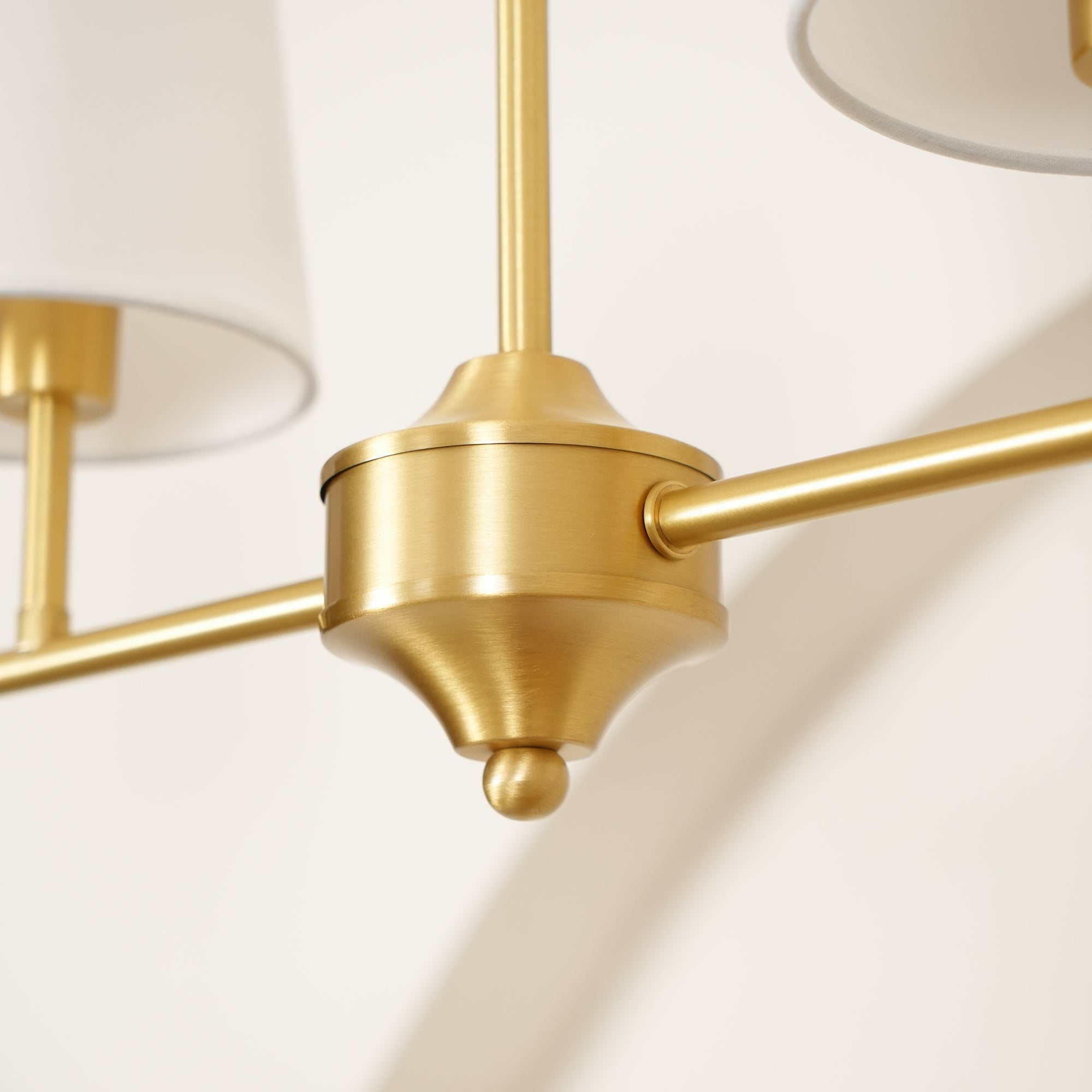 Grayson Chandelier - Lumpaz
