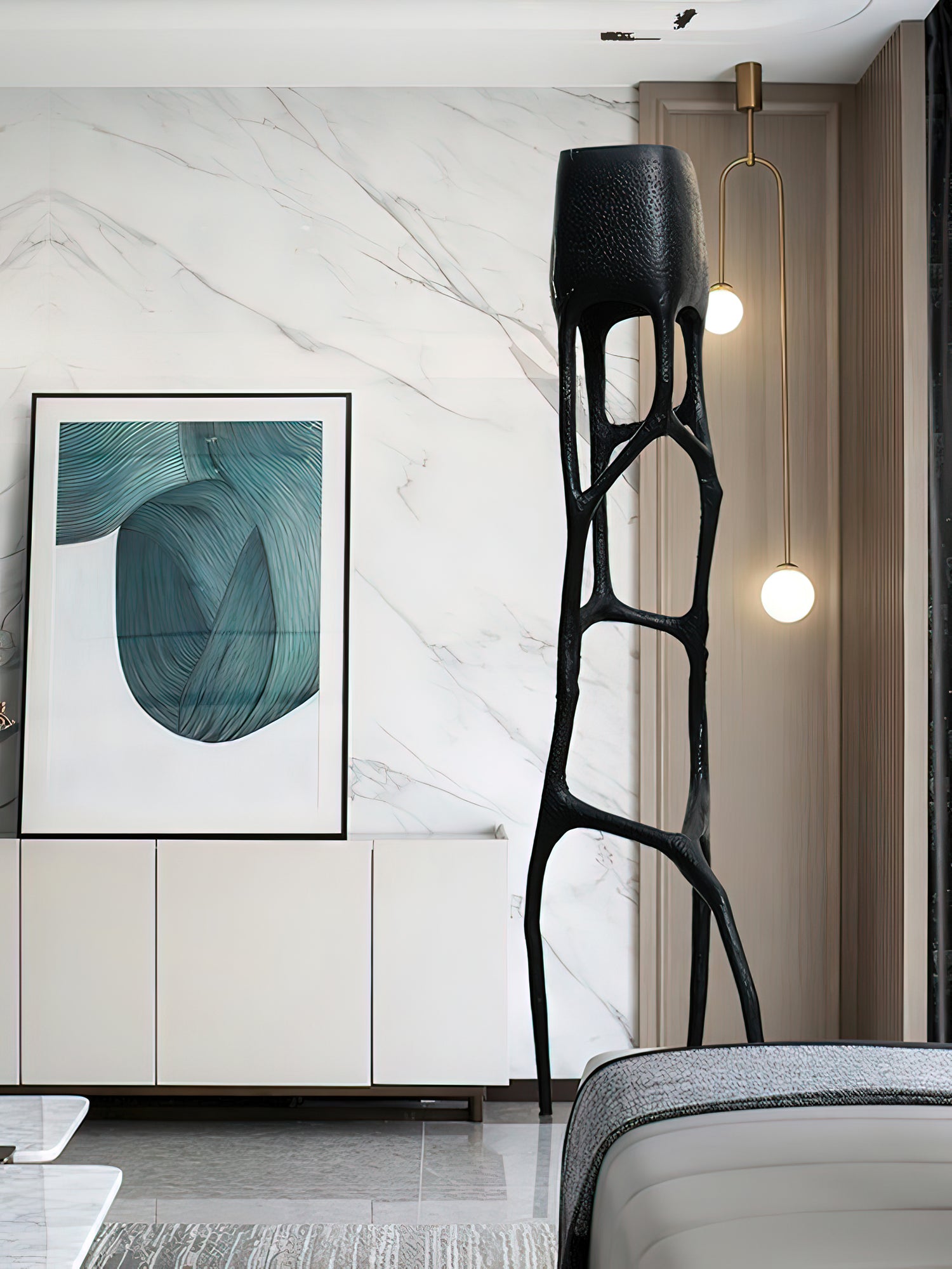 Gothic Sculpture Floor Lamp - Lumpaz