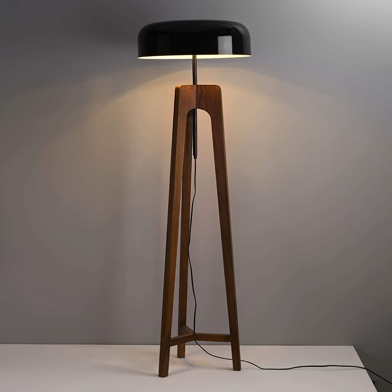 Linea Floor Lamp - Lumpaz