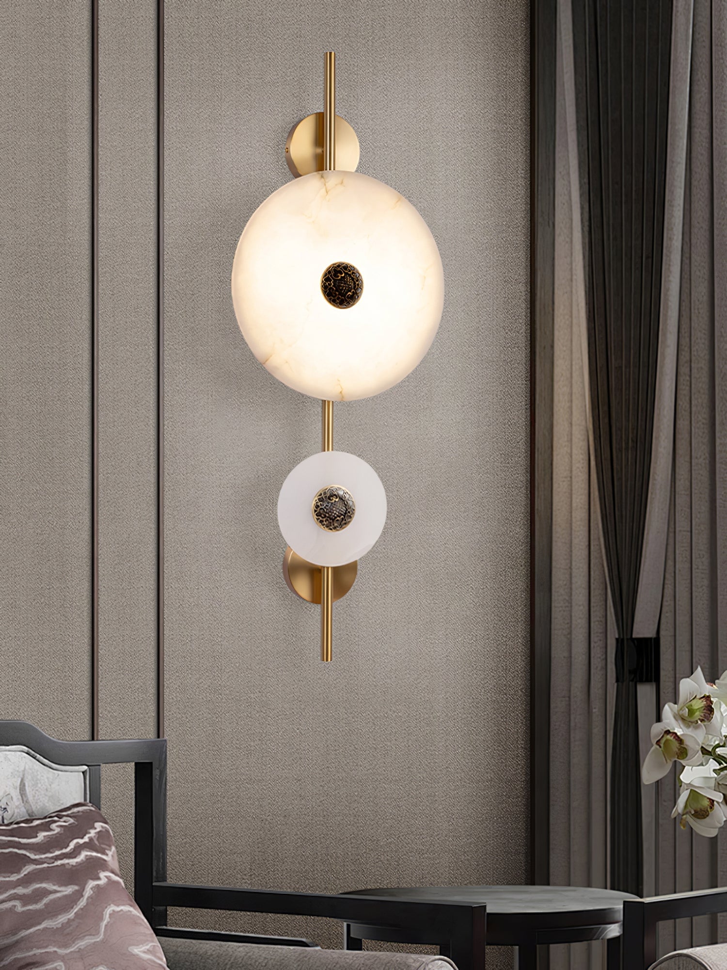 Alabaster Eclipse Wall Light - Lumpaz