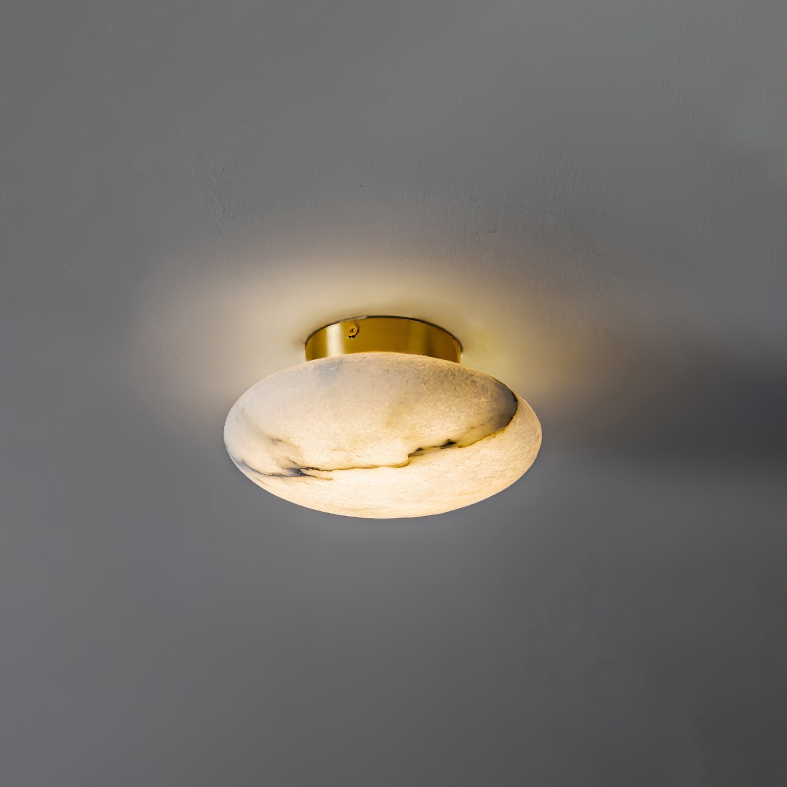 Alabaster Oval Ceiling Lamp - Lumpaz