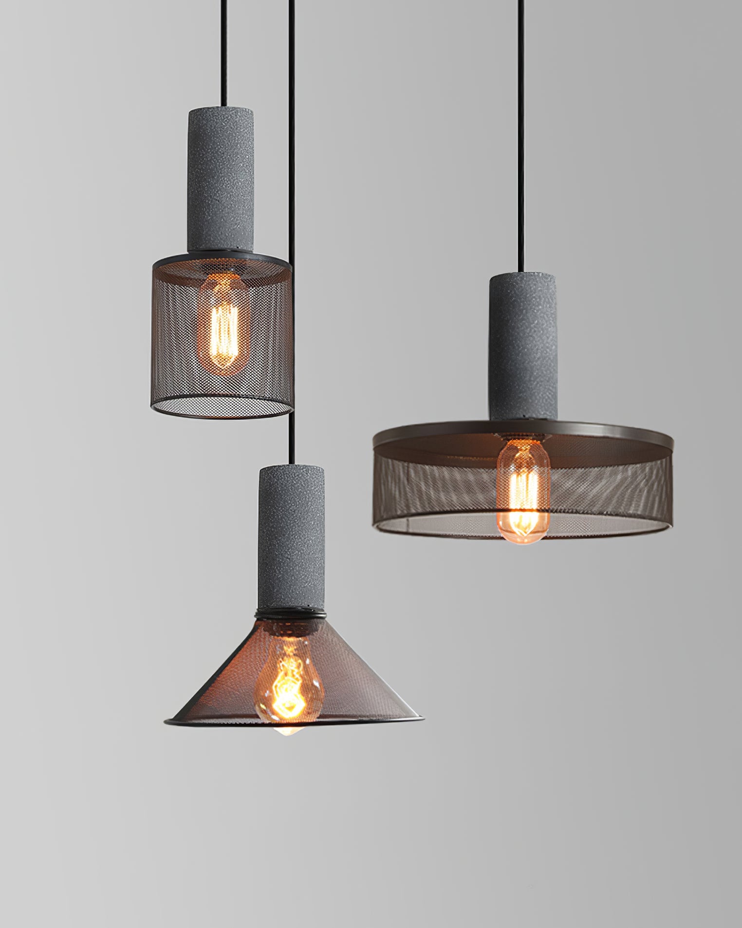 Cement Mesh Pendant Light - Lumpaz