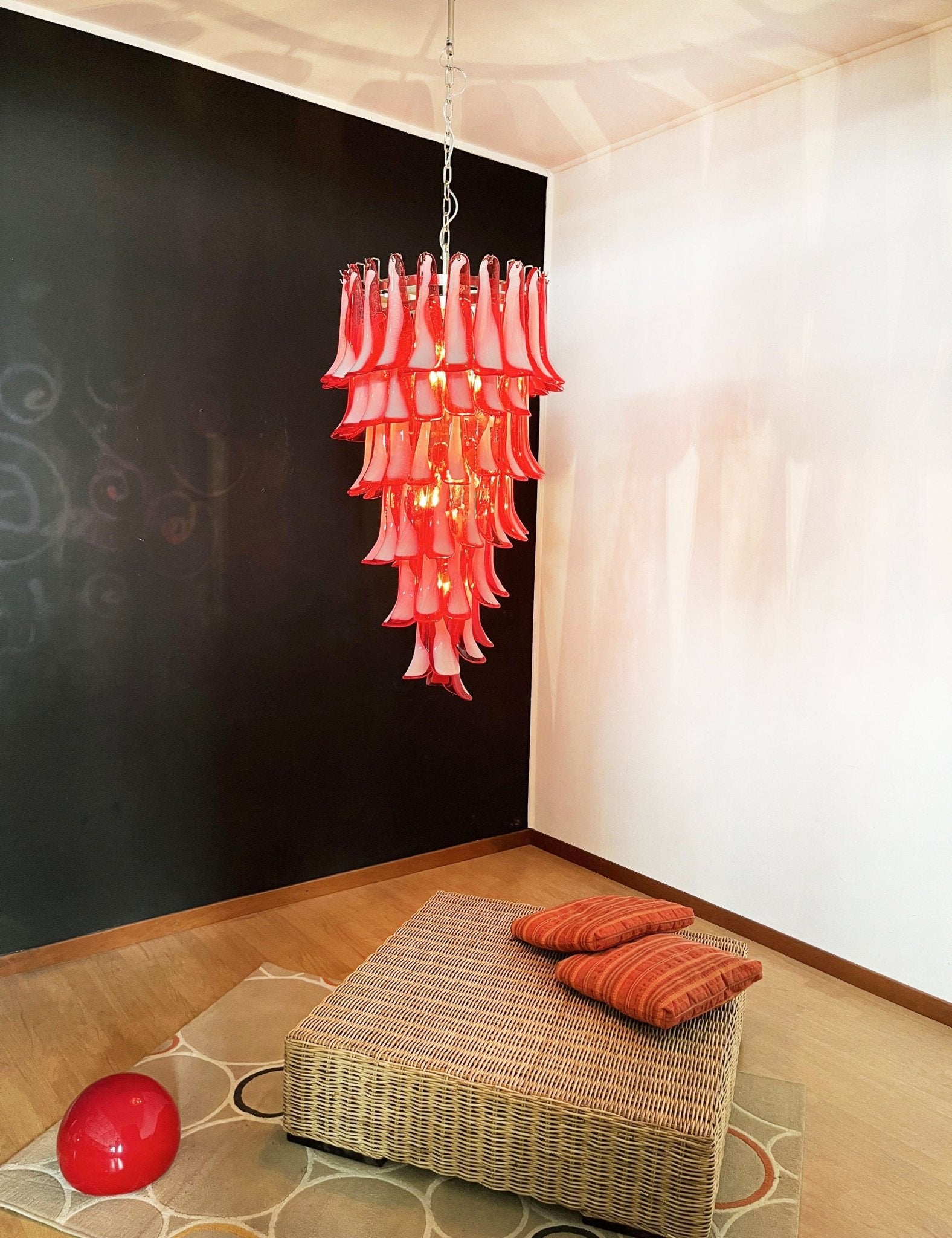 Murano Red Petals Spiral Chandelier - Lumpaz