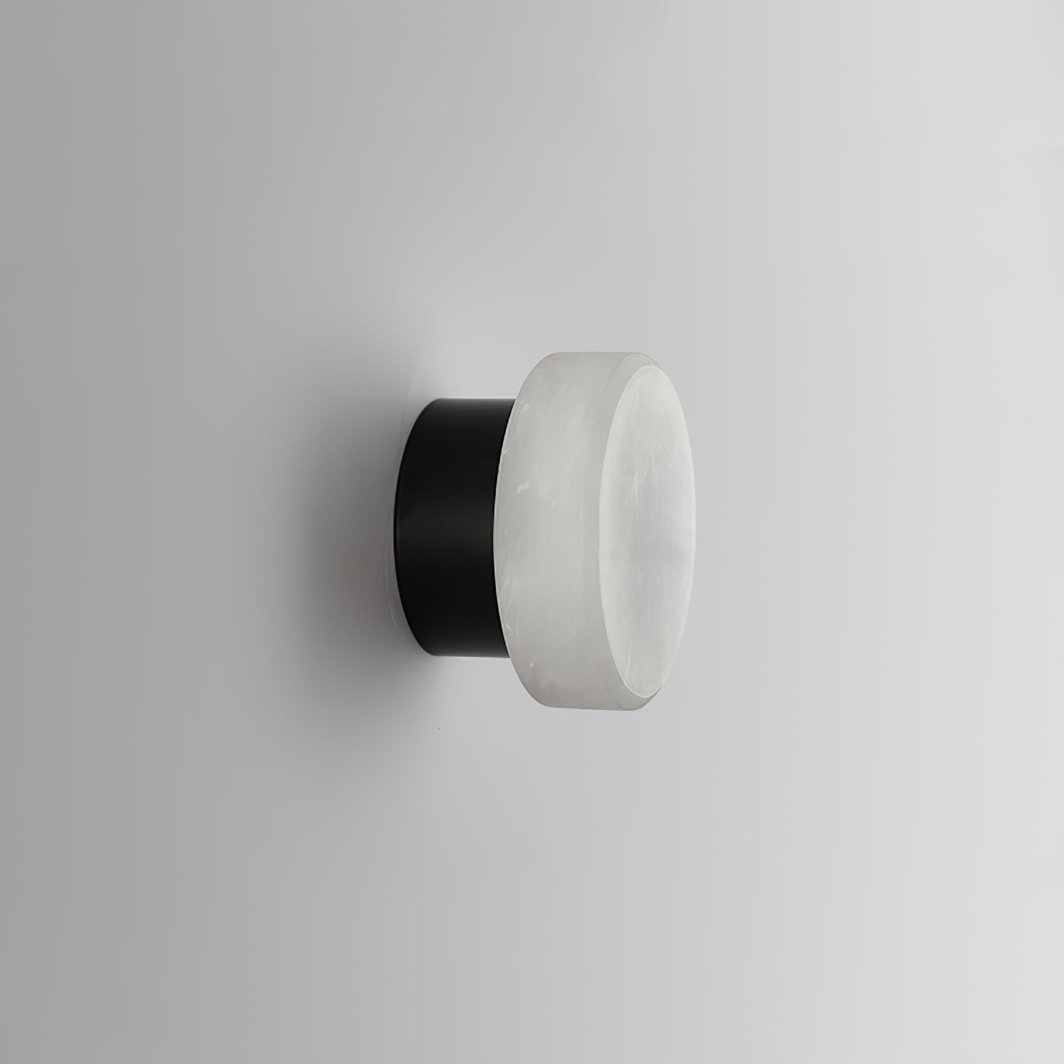 Cylindrical Alabaster Wall Light - Lumpaz