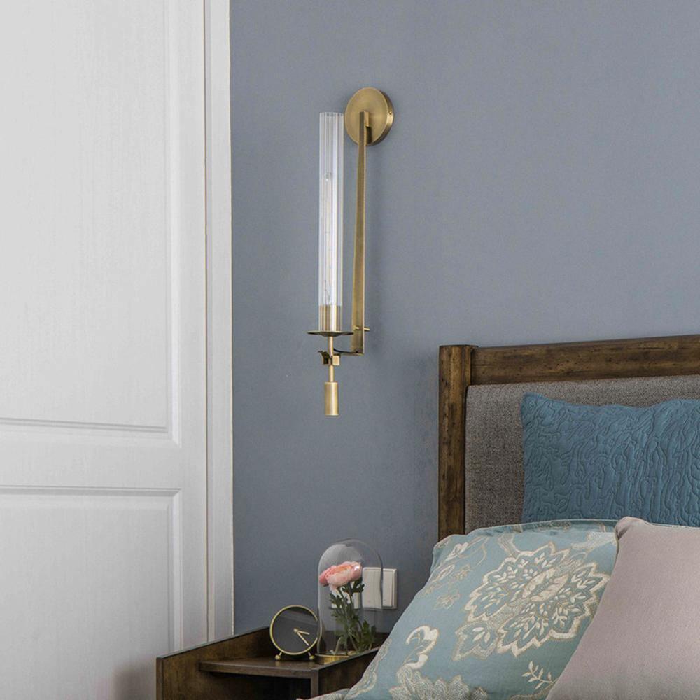 French Classicism Plug-in Wall Lamp - Lumpaz