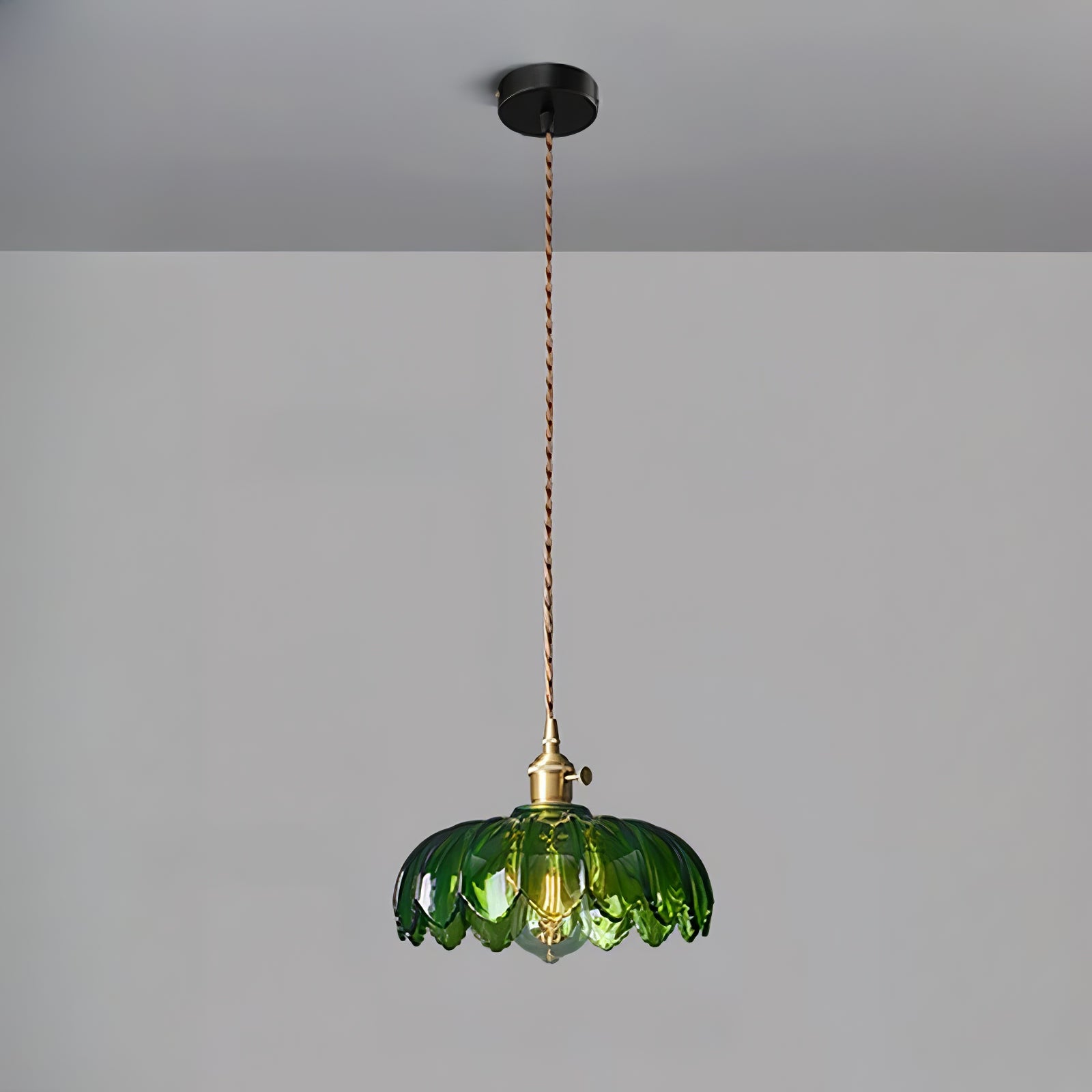 Lila Petal Pendant Lamp - Lumpaz