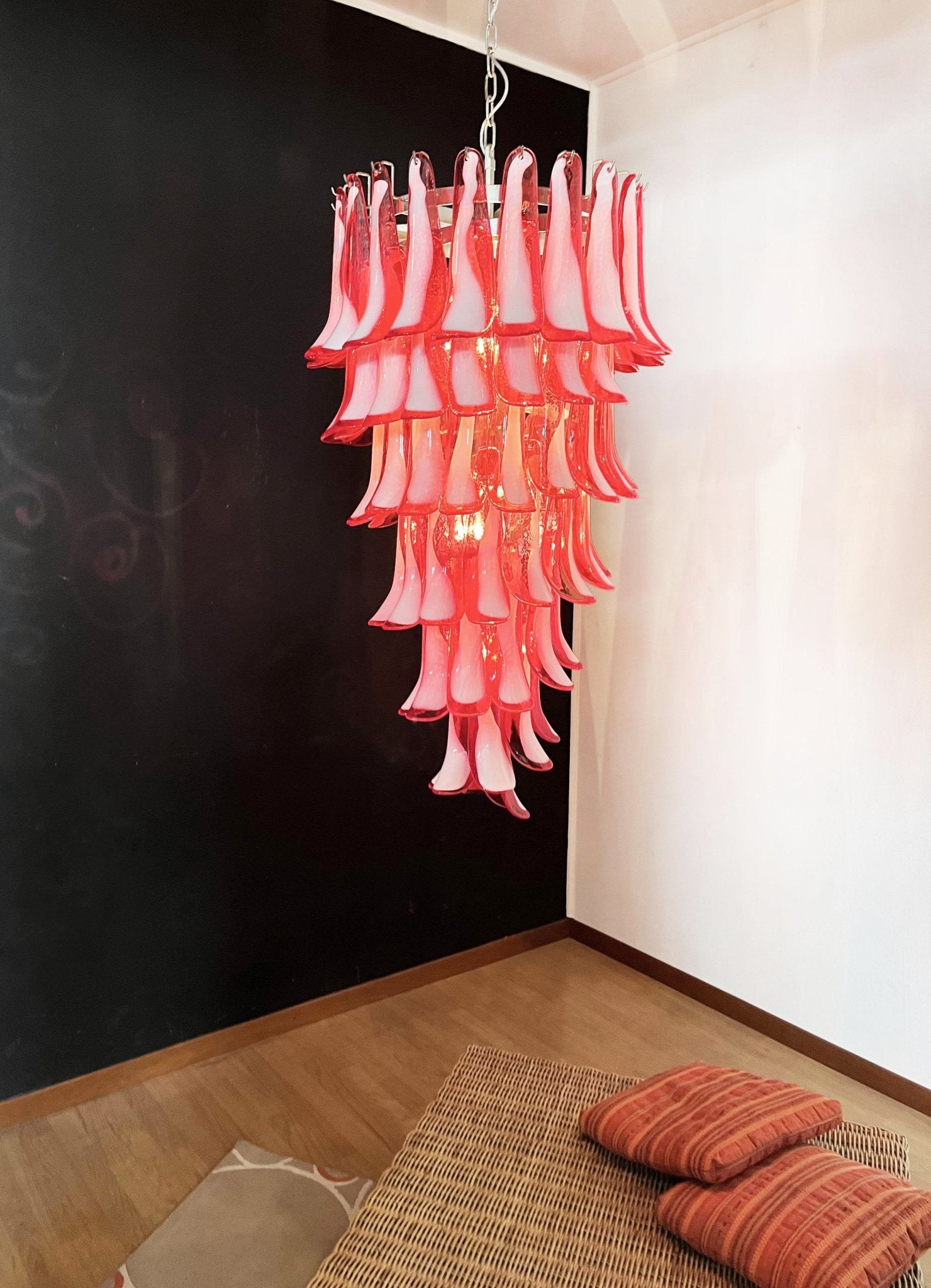 Murano Red Petals Spiral Chandelier - Lumpaz