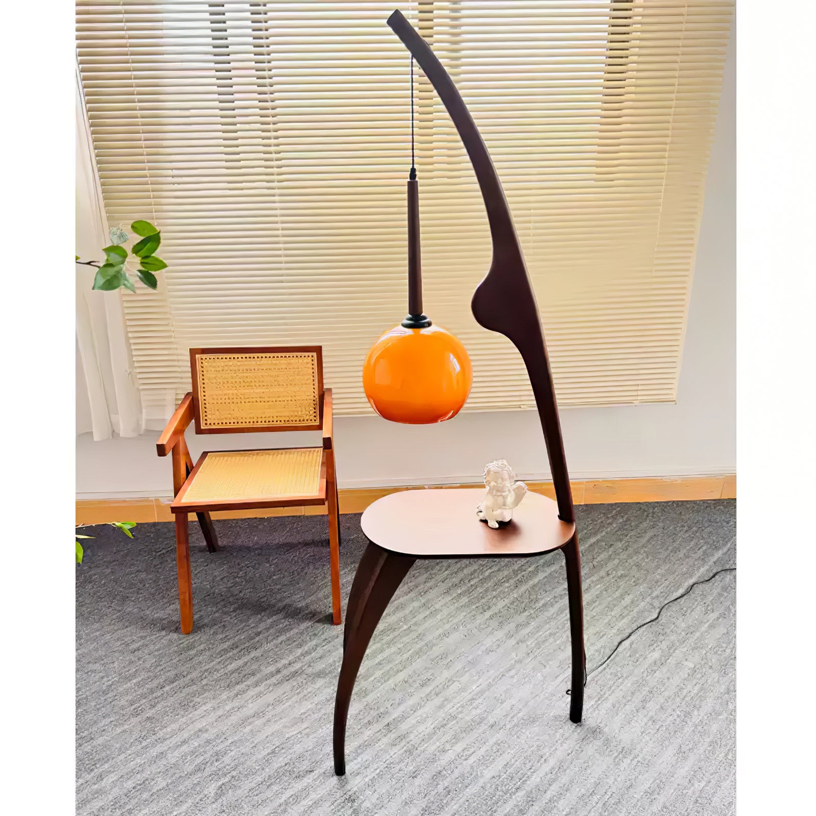 Curved Mantis Arm Floor Lamp - Lumpaz