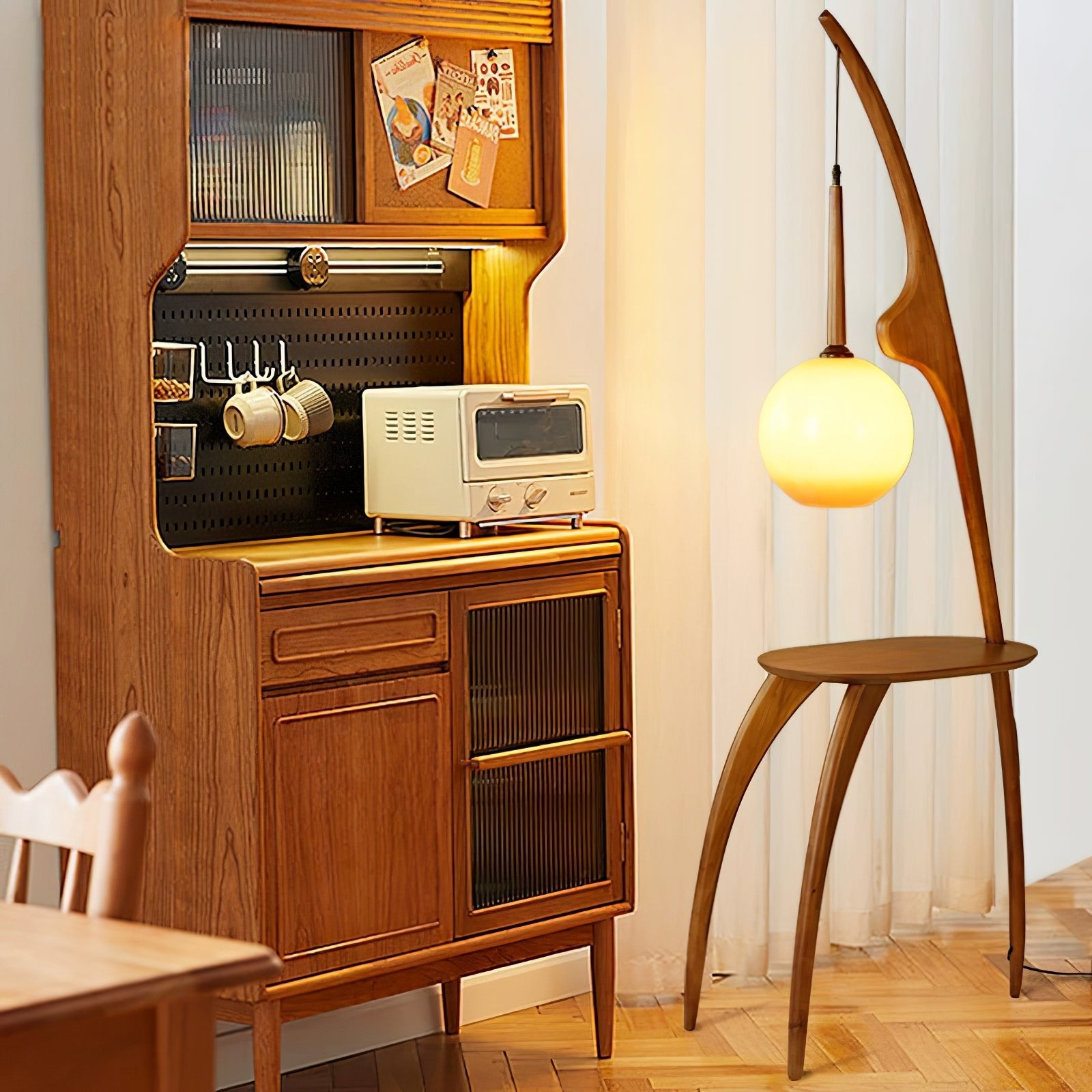 Curved Mantis Arm Floor Lamp - Lumpaz