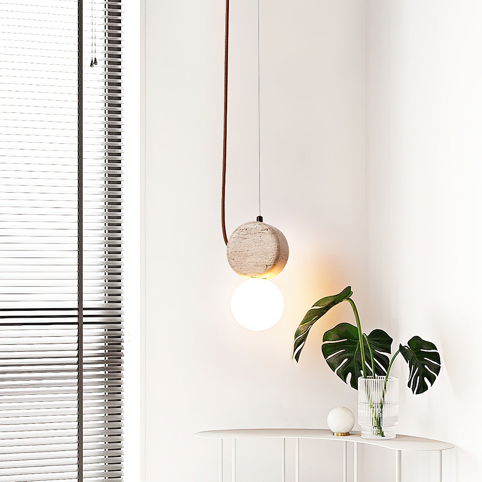 Tranquil Glow Pendant Lamp - Lumpaz