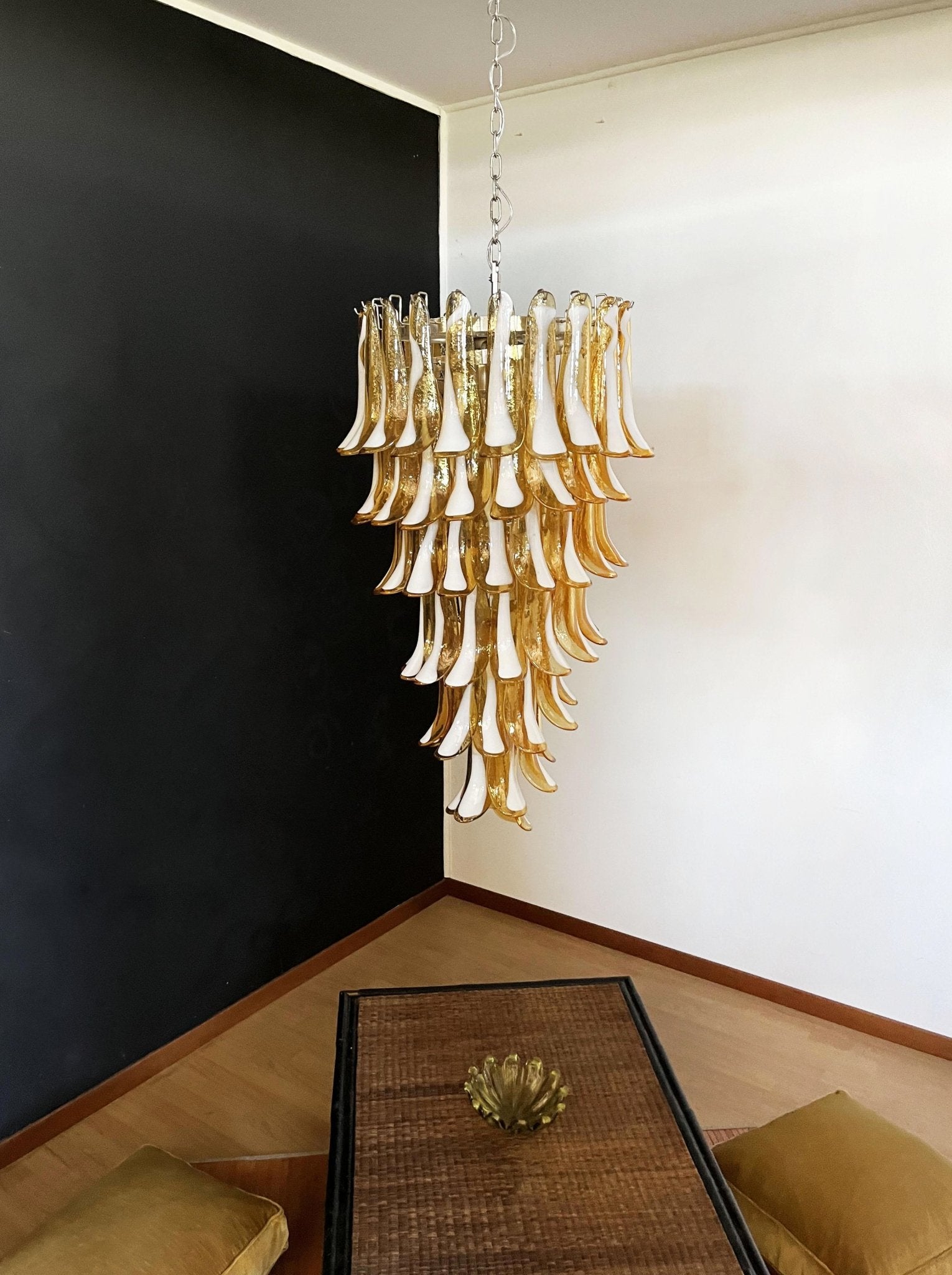 Murano Amber Petals Spiral Chandelier - Lumpaz