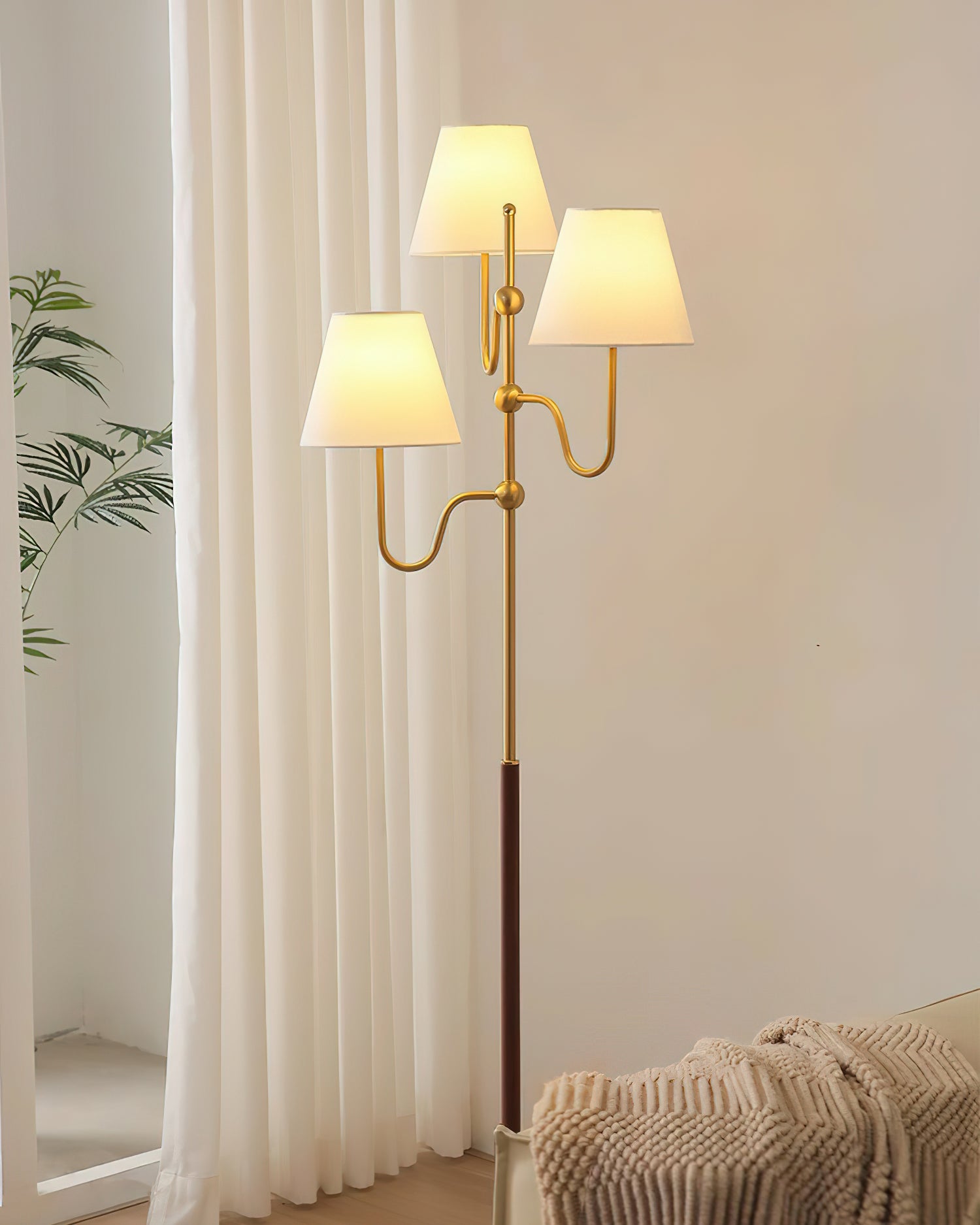 Serenade Floor Lamp - Lumpaz