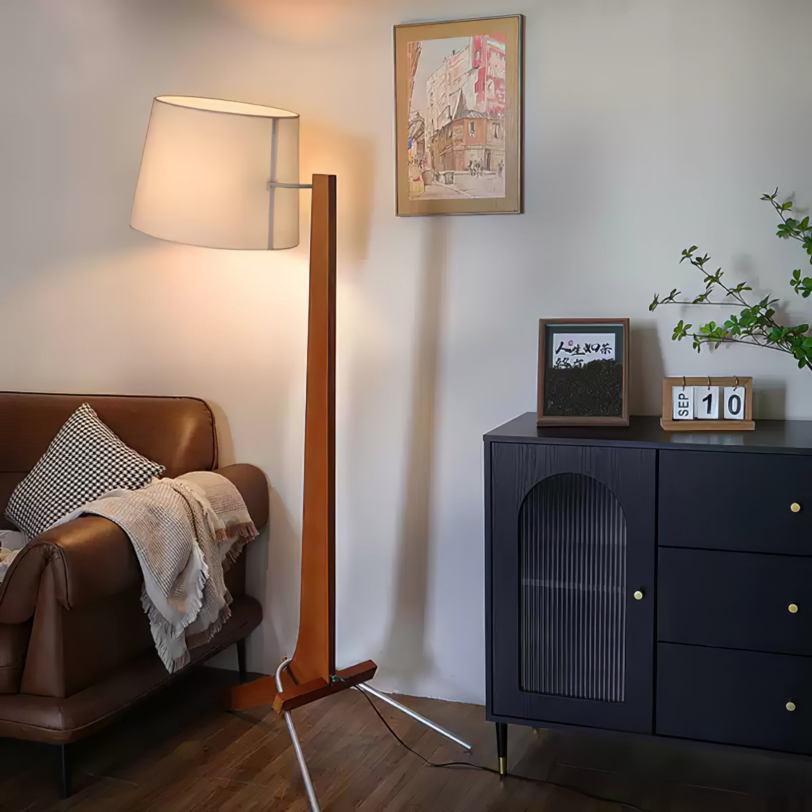 Tusk Arc Floor Lamp - Lumpaz