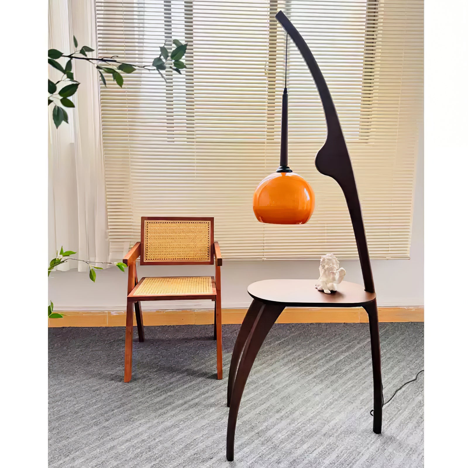 Curved Mantis Arm Floor Lamp - Lumpaz