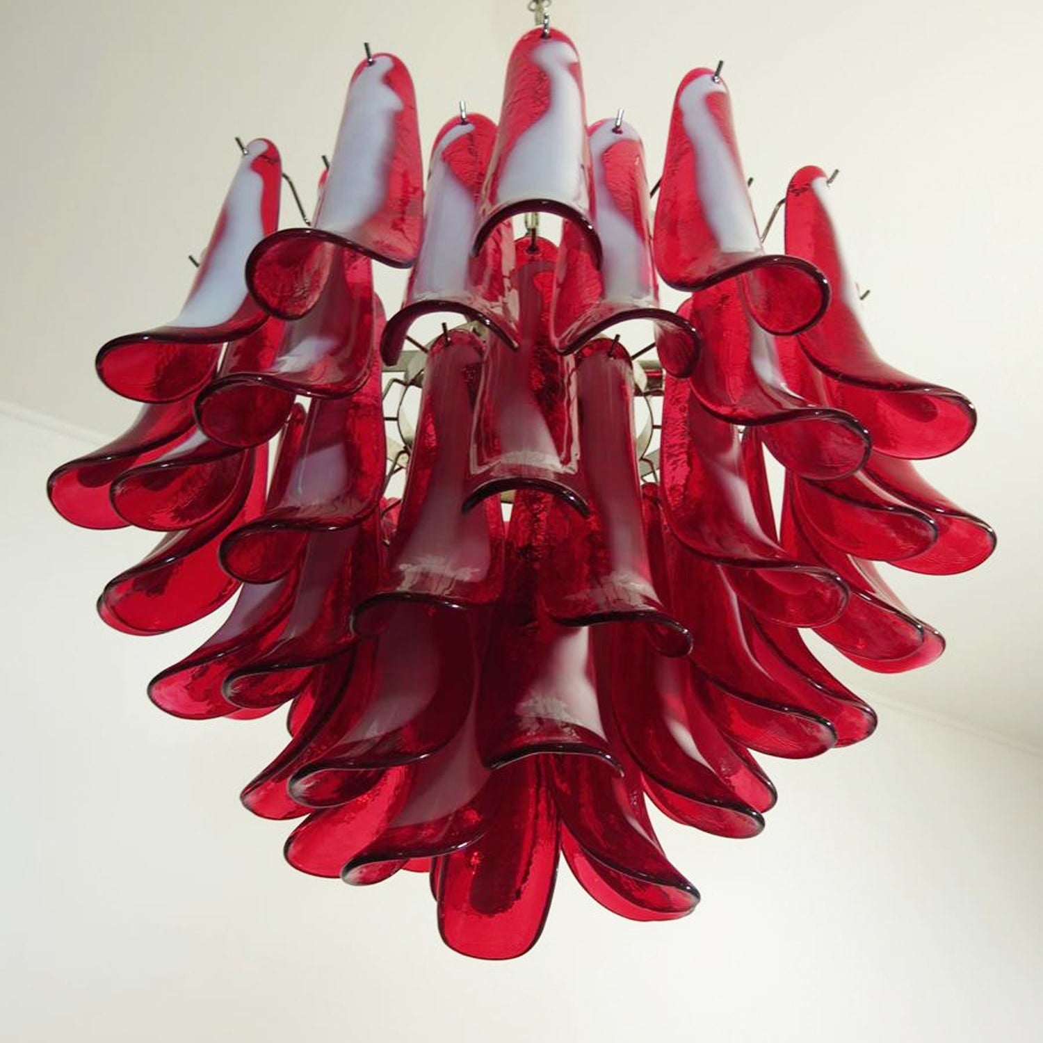 Red Glass Murano Petals Chandelier - Lumpaz