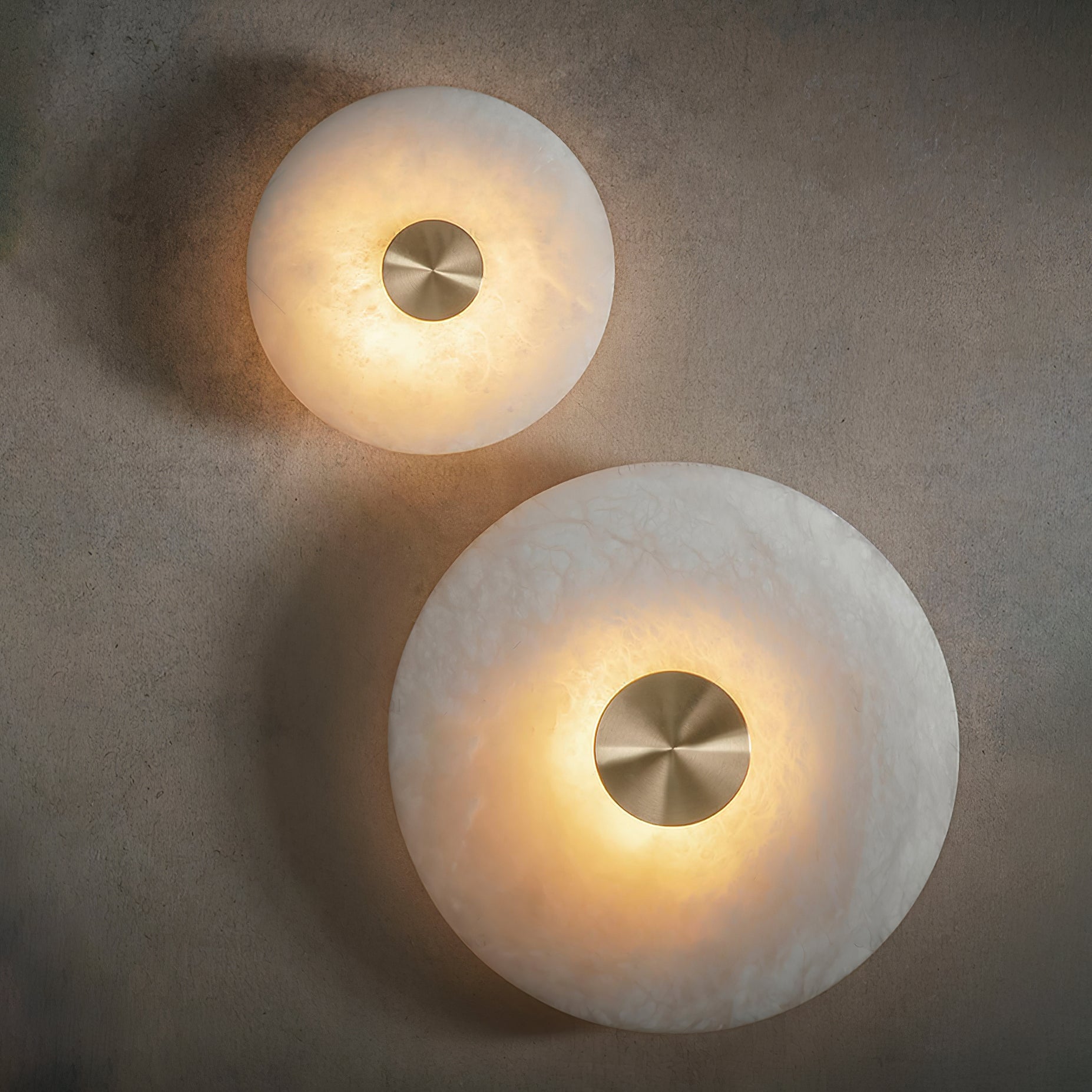 Disc Shaped Alabaster Wall Light - Lumpaz