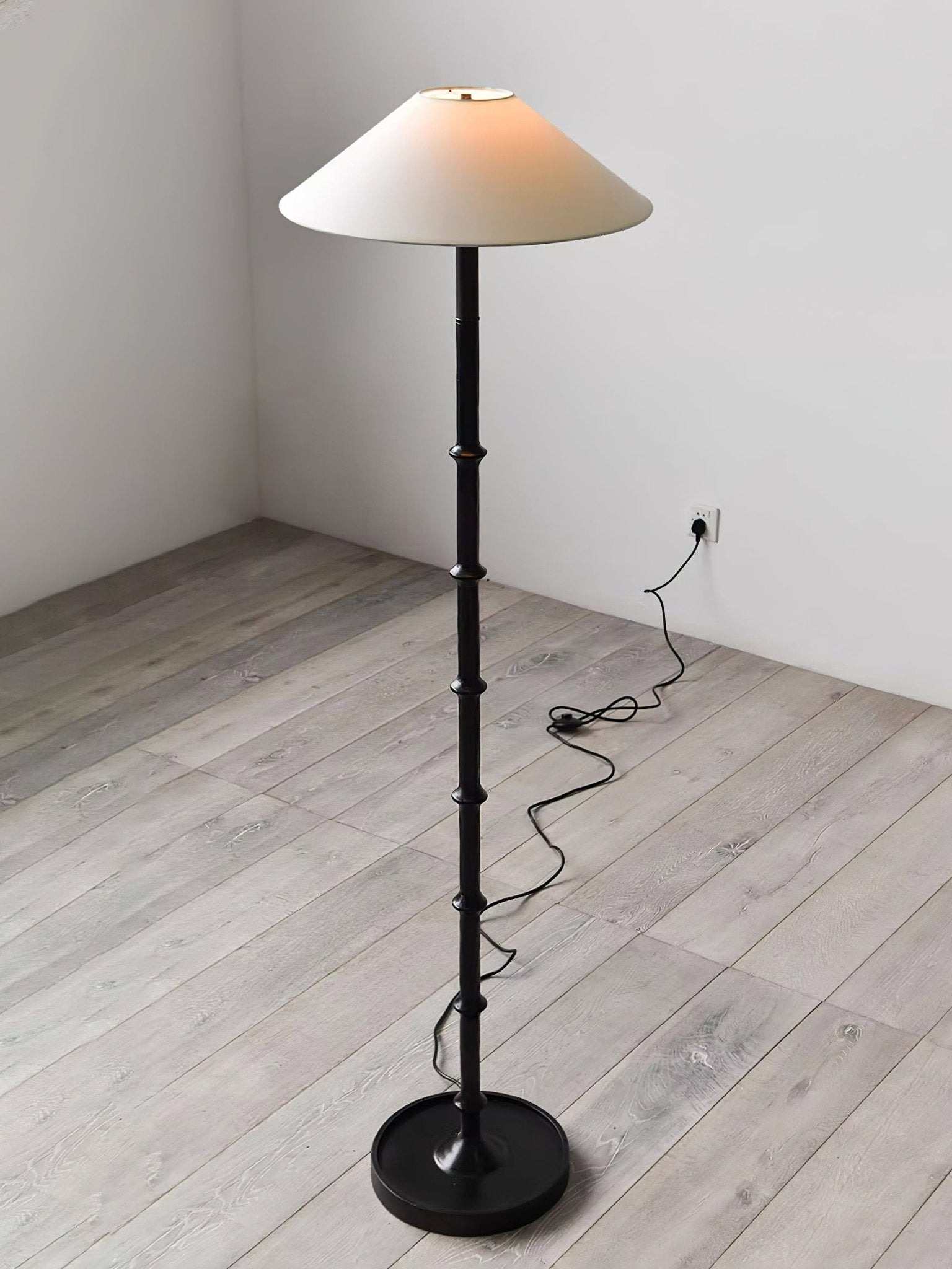 Bamboo Knot Floor Lamp - Lumpaz