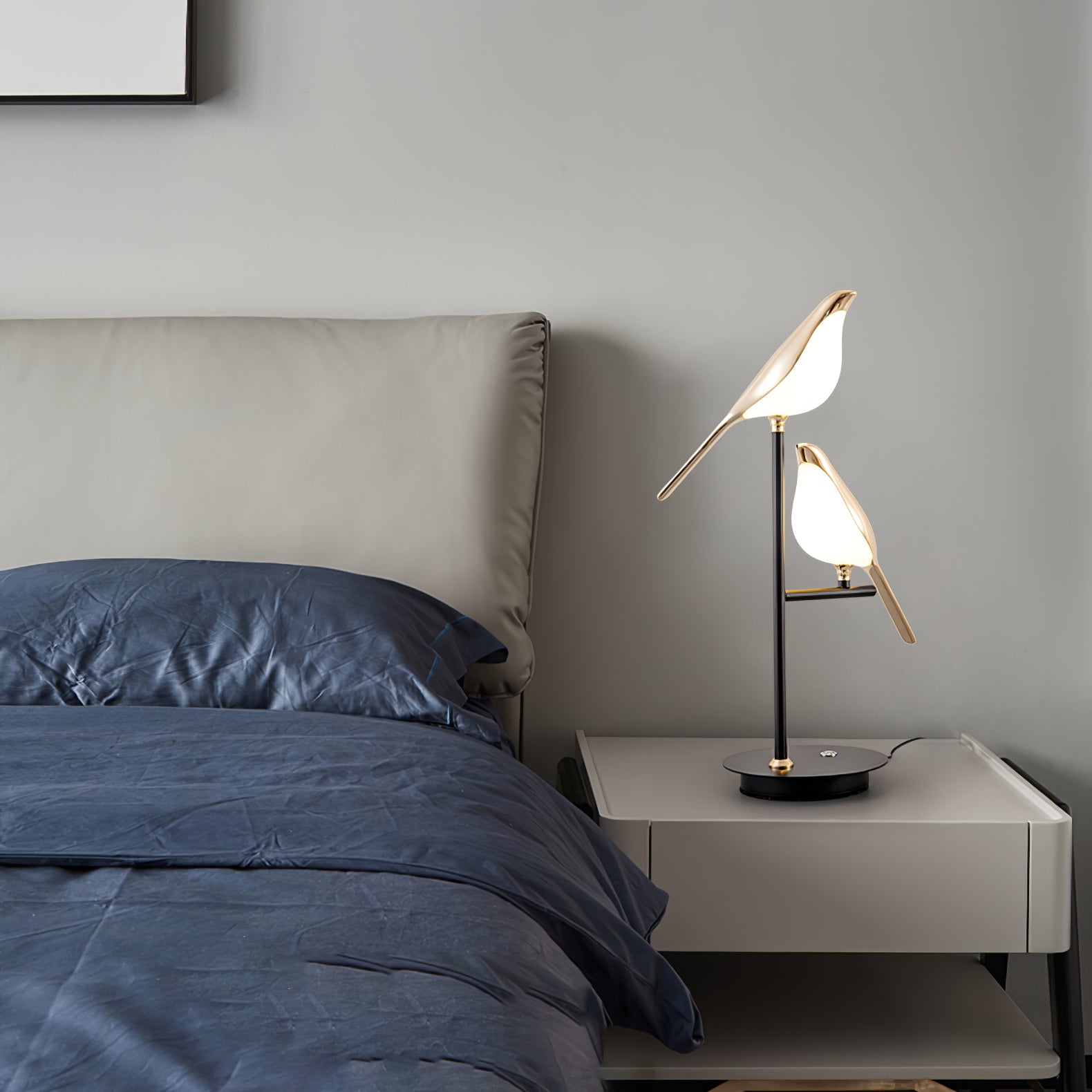 Magpie Perch Table Lamp - Lumpaz