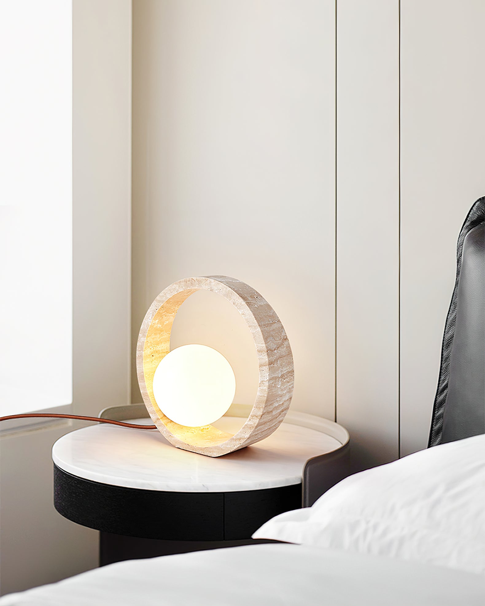 Q Circle Table Lamp - Lumpaz