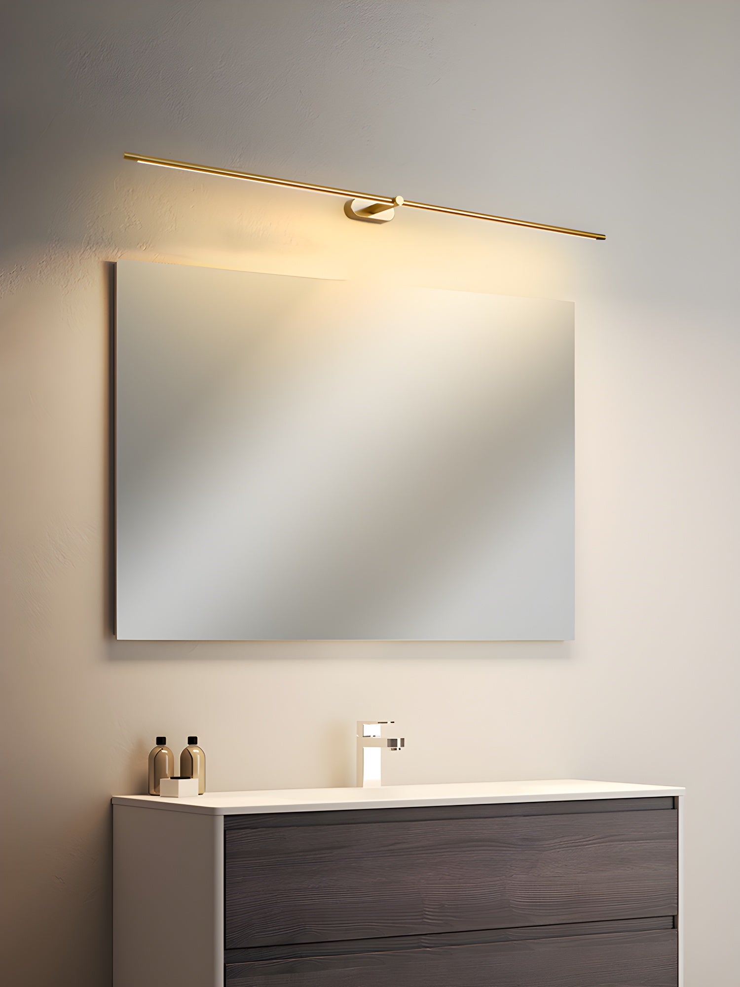 Minimalist Linear Plug-in Wall Lamp - Lumpaz