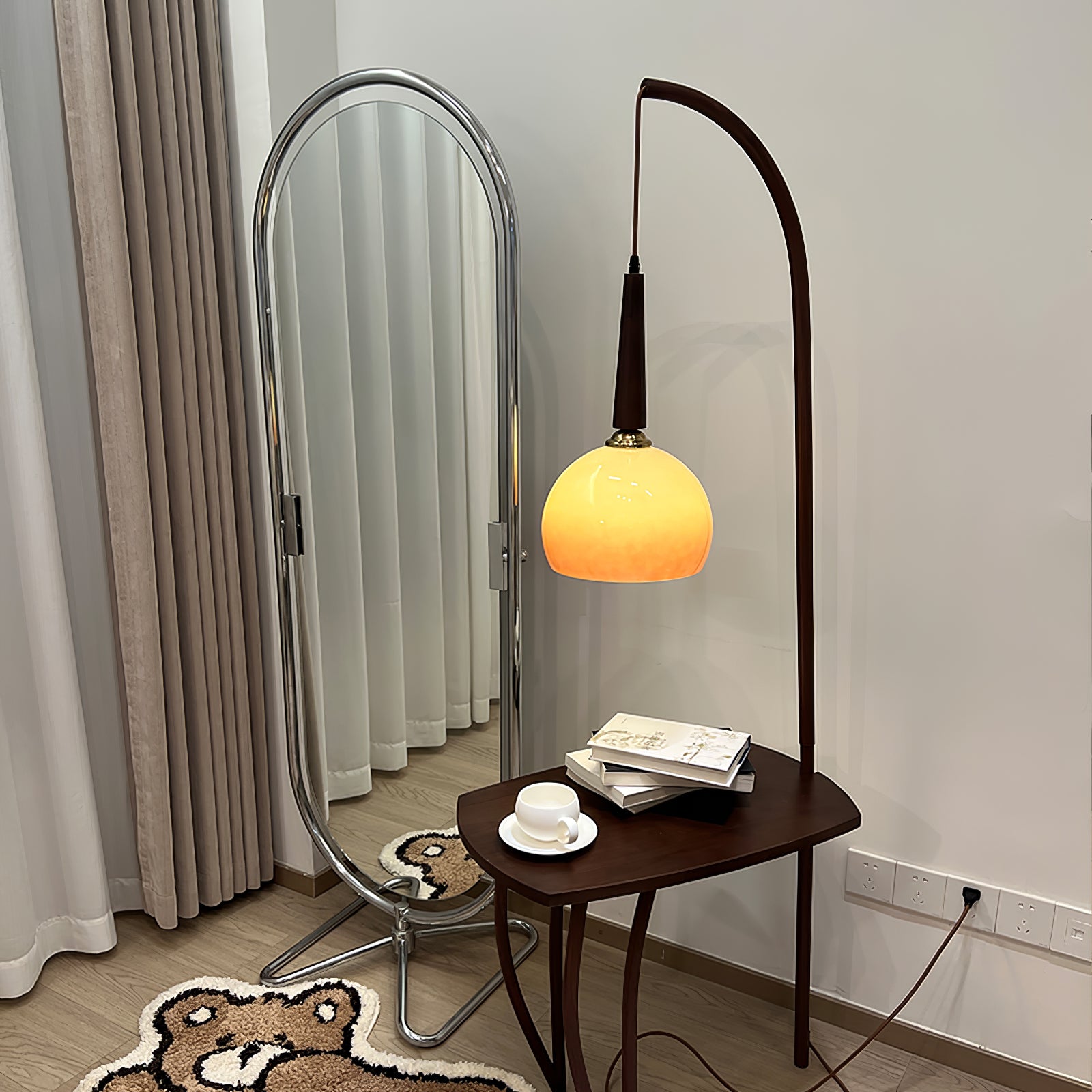 Arc Sphere Floor Lamp - Lumpaz