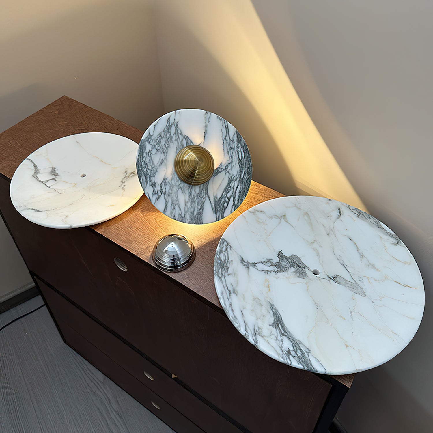 Messier Marble Rechargeable Wall Lamp - Lumpaz
