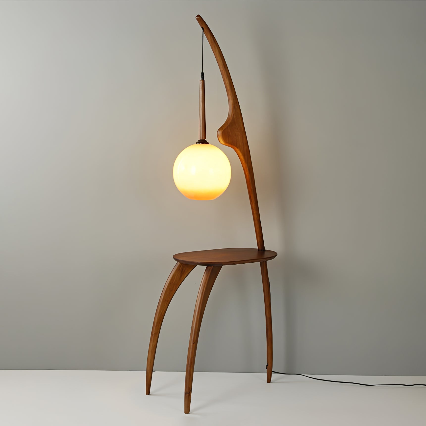 Curved Mantis Arm Floor Lamp - Lumpaz