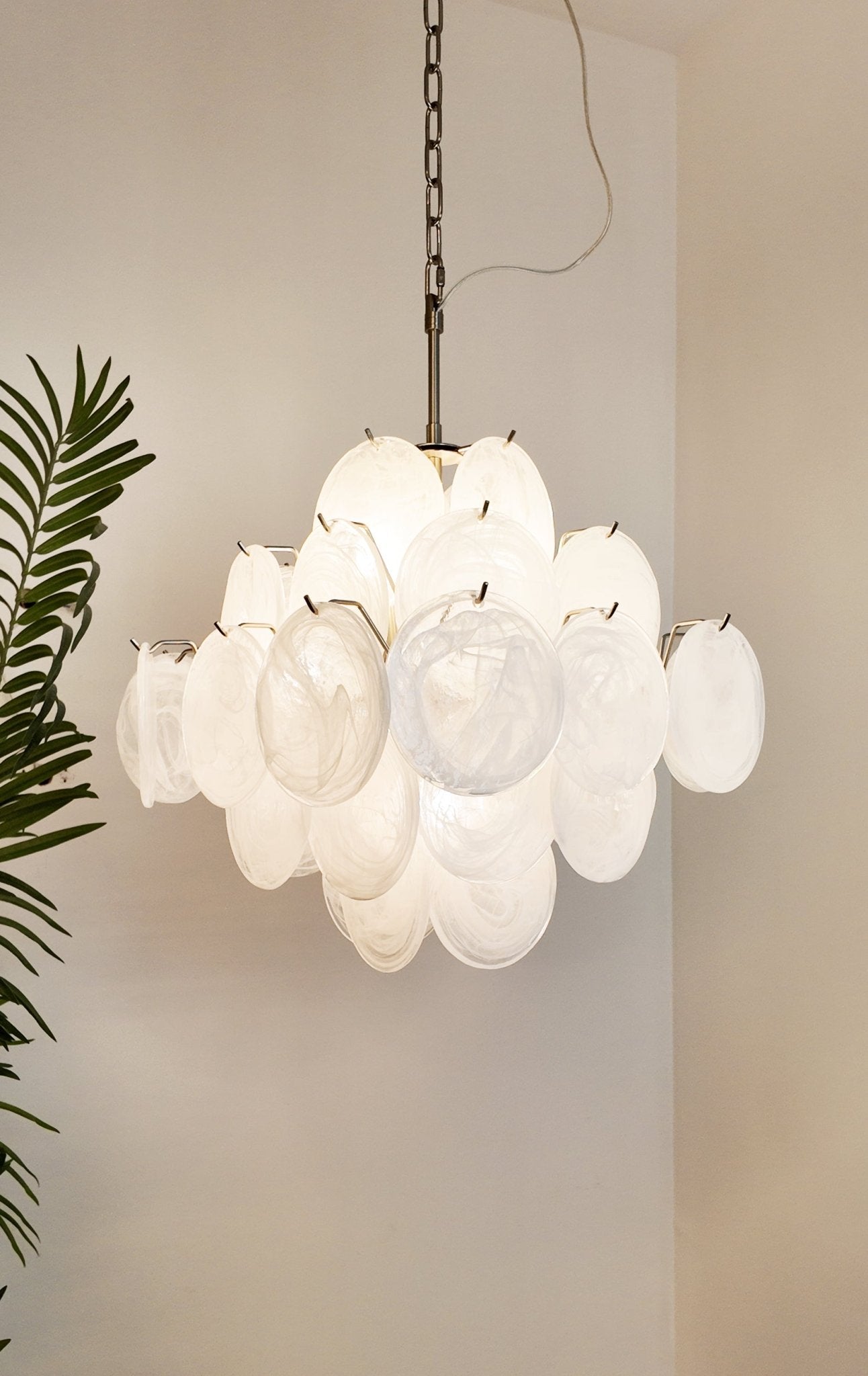 Isadora Murano White Disc Chandelier - Lumpaz