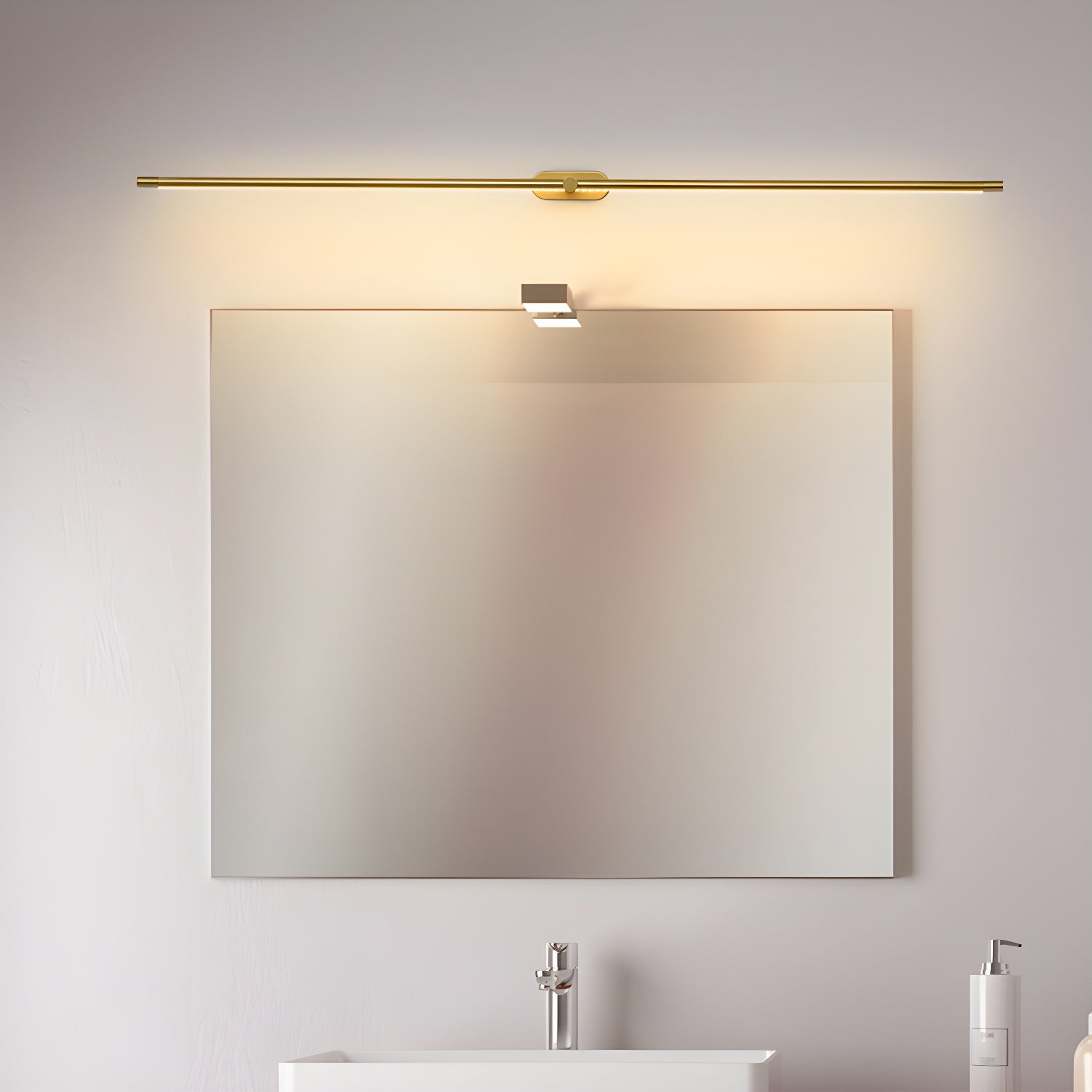 Minimalist Linear Plug-in Wall Lamp - Lumpaz