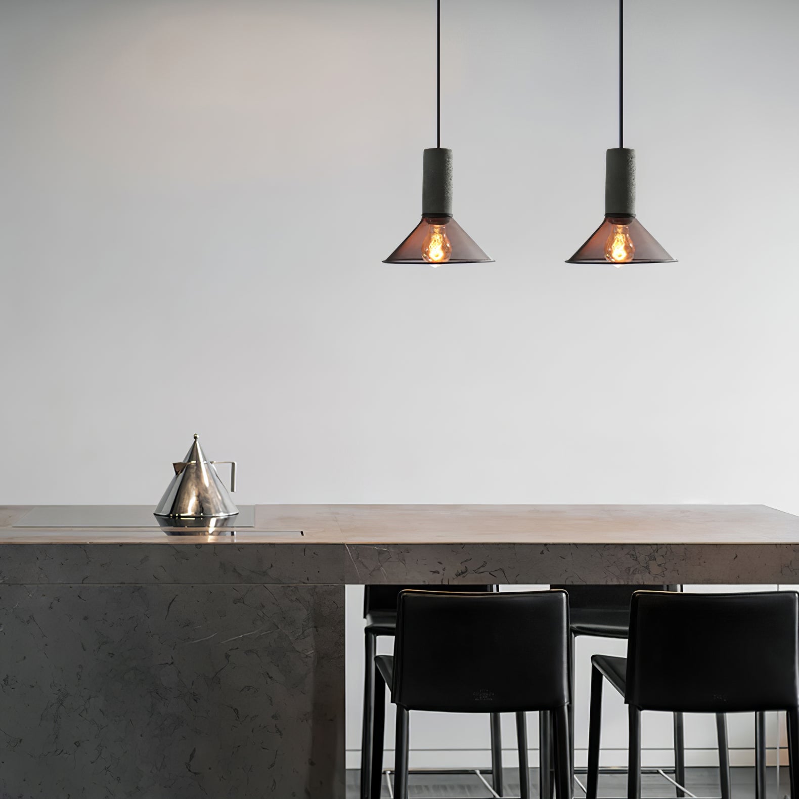 Cement Mesh Pendant Light - Lumpaz