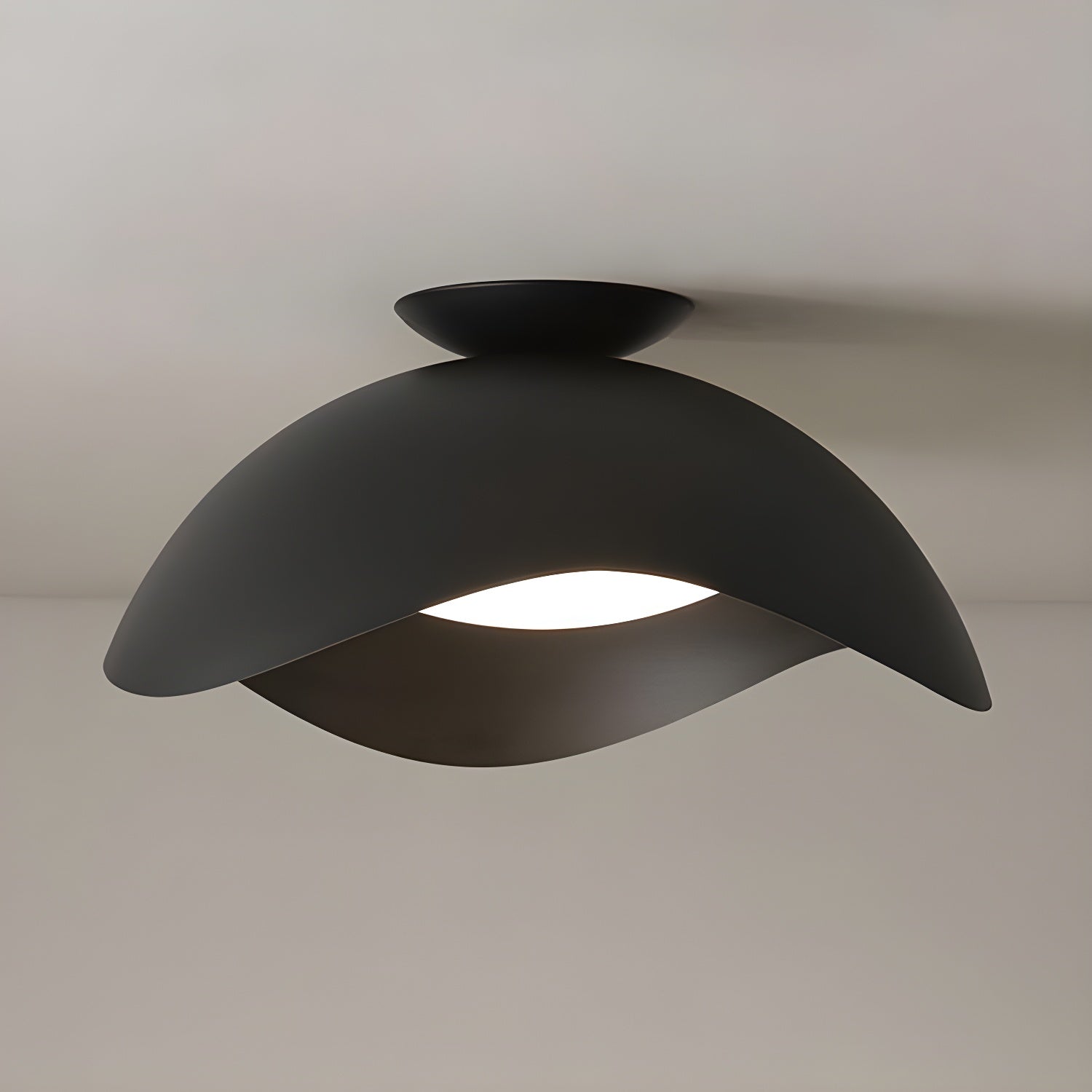 Serene Wave Ceiling Light - Lumpaz