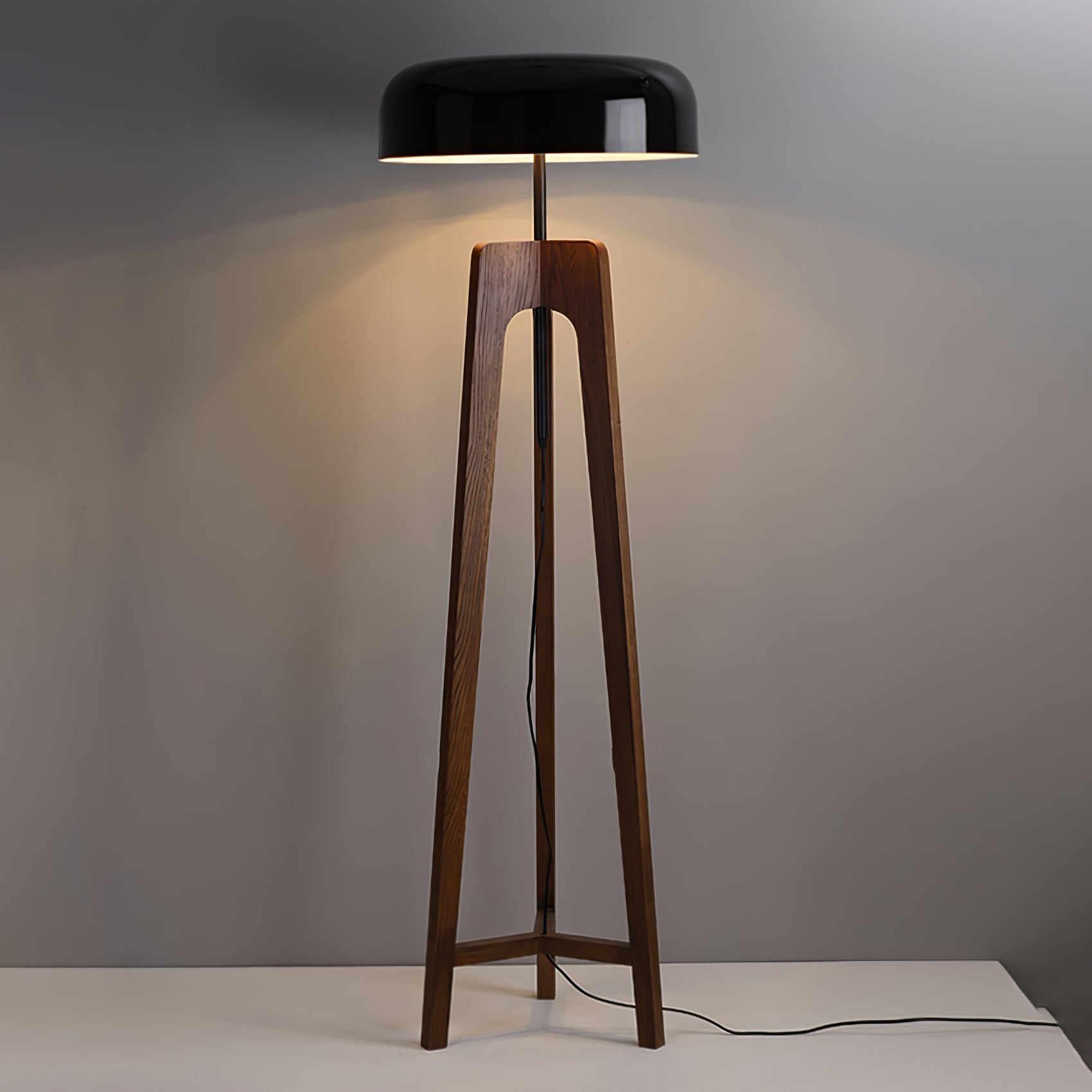 Linea Floor Lamp - Lumpaz