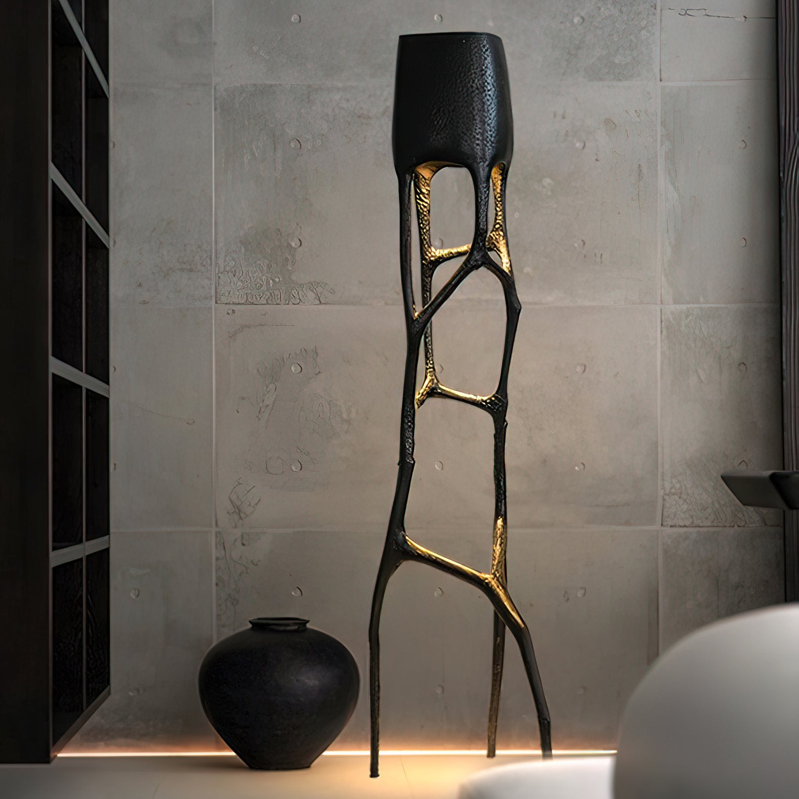 Gothic Sculpture Floor Lamp - Lumpaz
