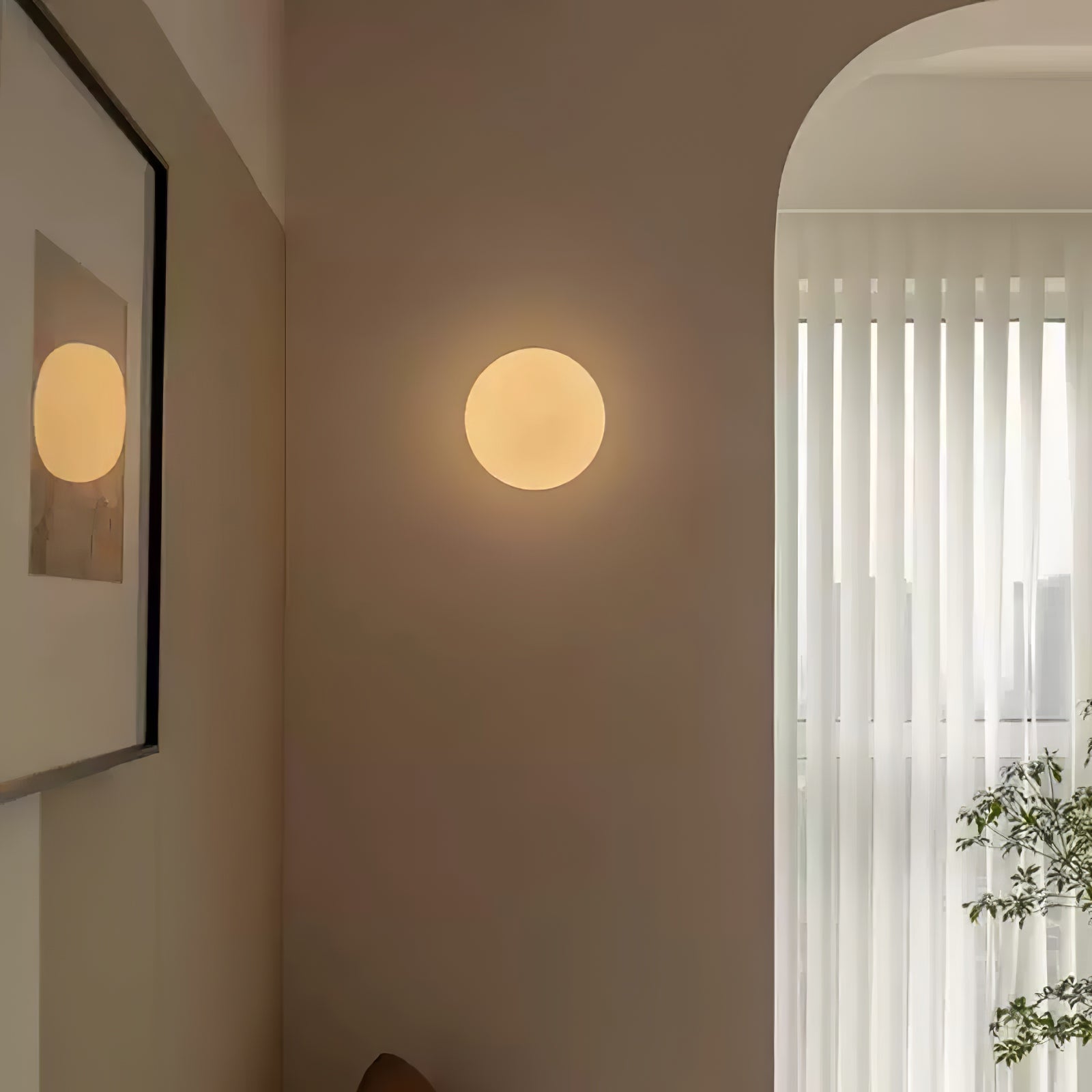 Glass Mini Orb Wall Lamp - Lumpaz