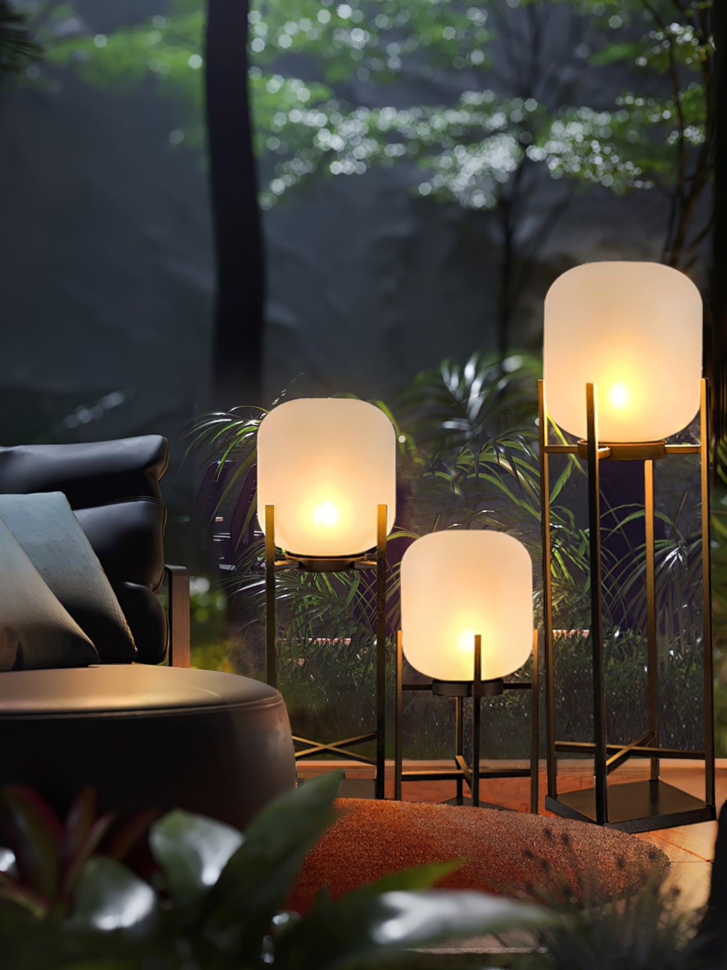 Lantern Floor Light - Lumpaz
