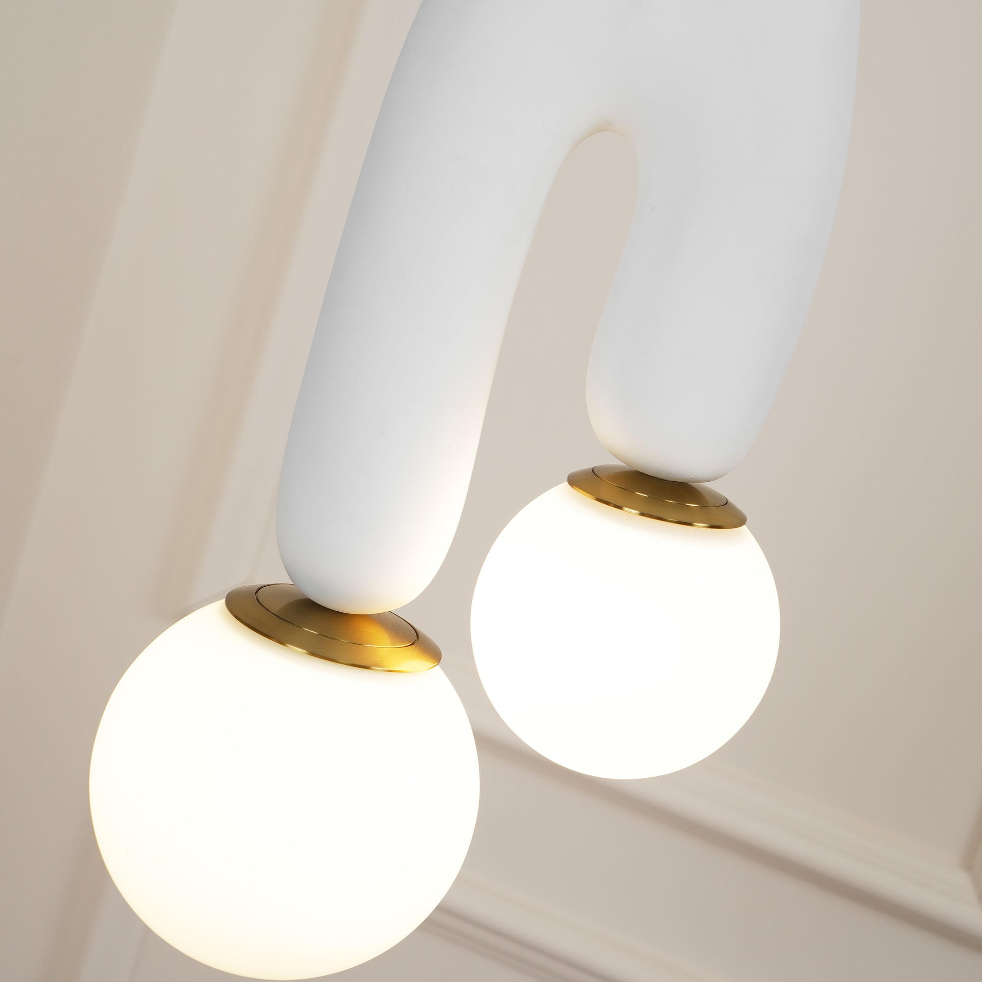 Oo Smooth Pendant Light - Lumpaz