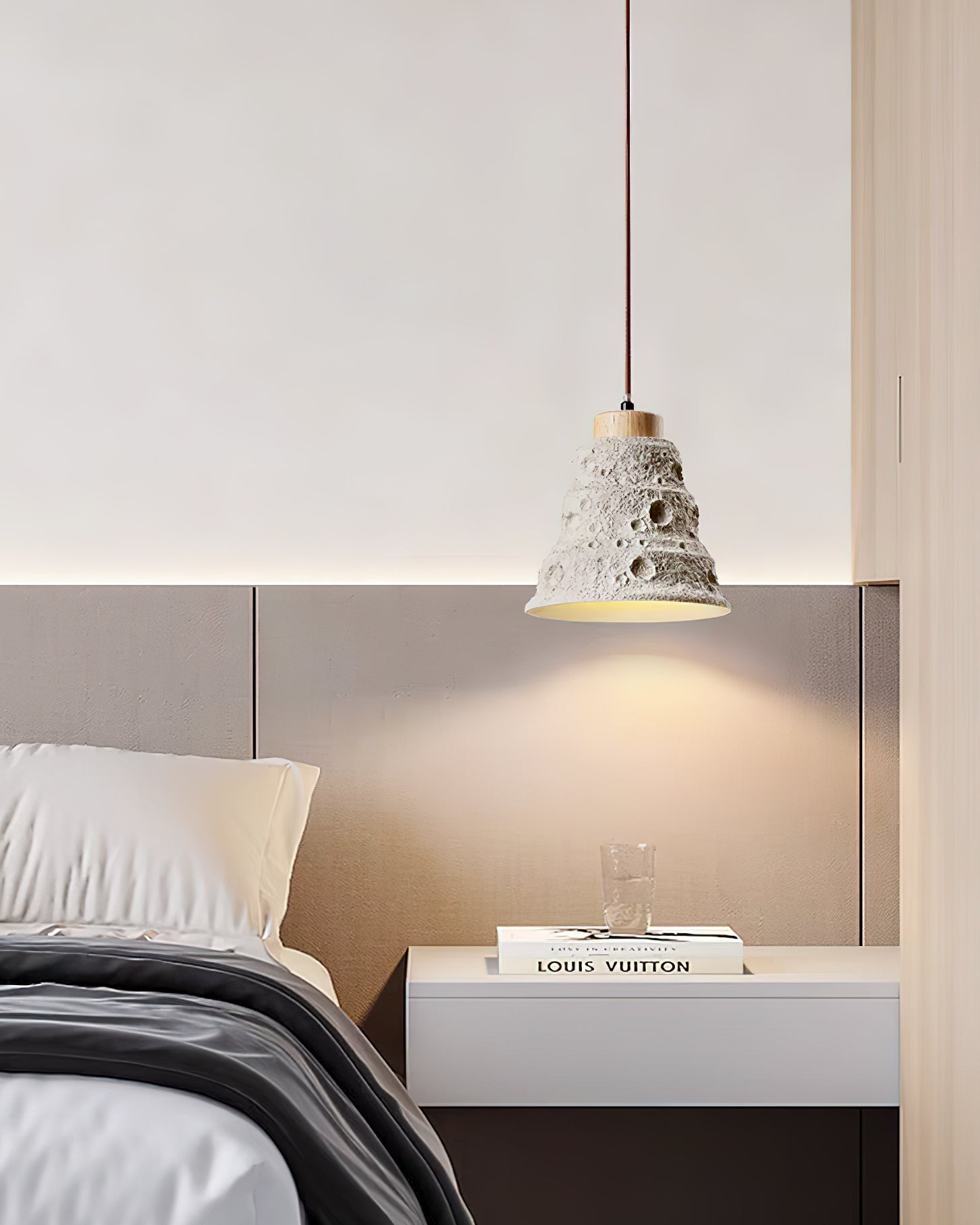 Stone Bell Pendant Light - Lumpaz