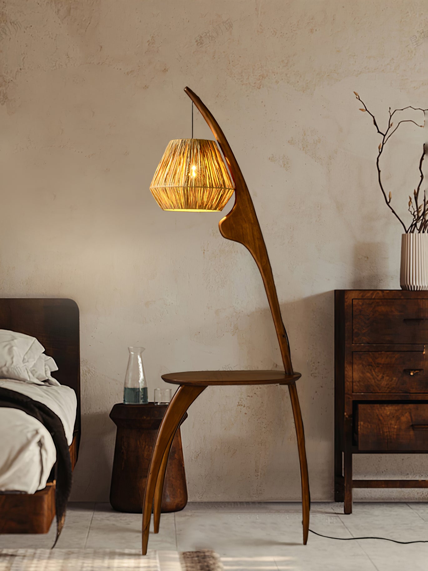 Curved Mantis Arm Floor Lamp - Lumpaz
