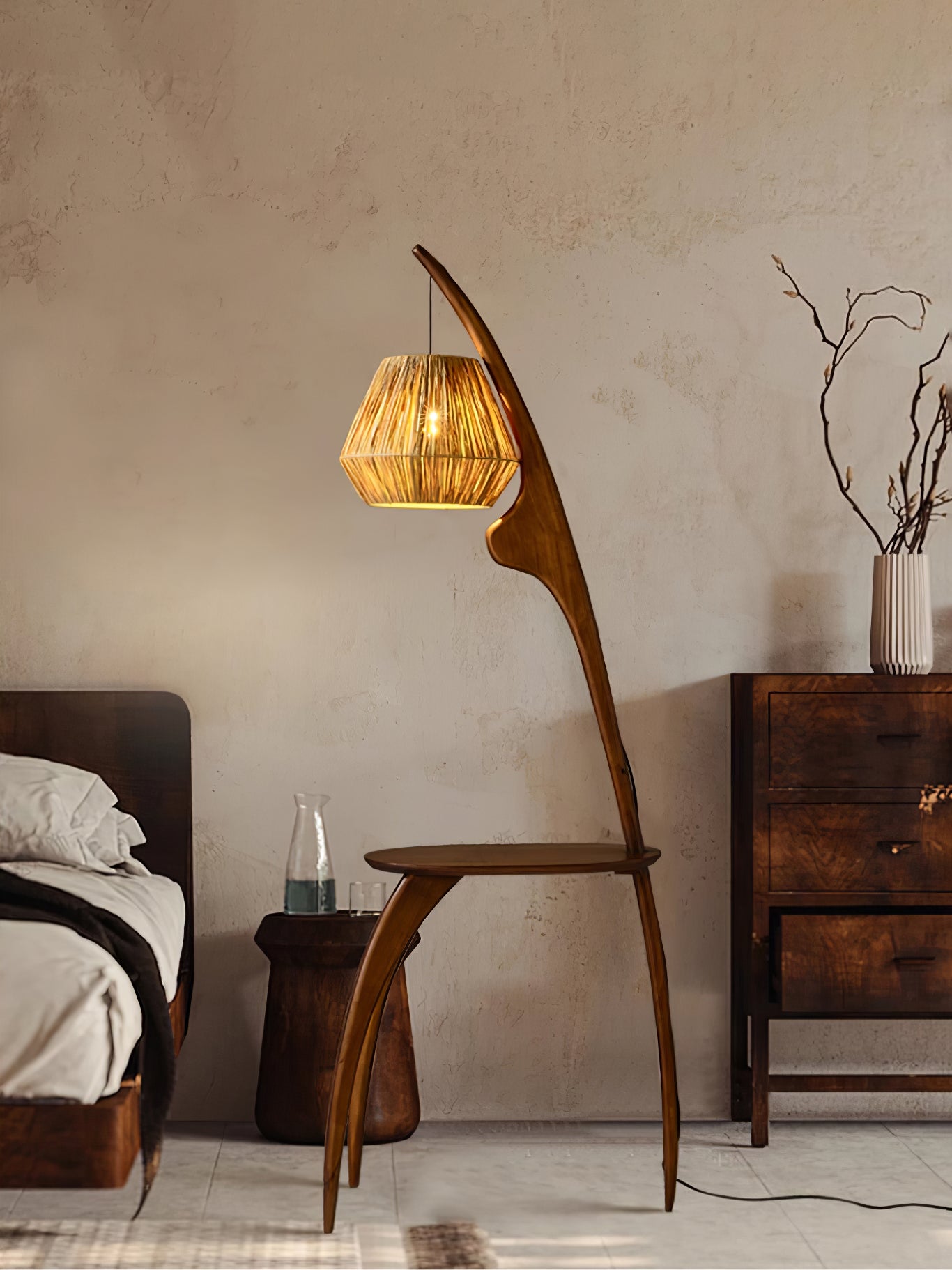 Curved Mantis Arm Floor Lamp - Lumpaz