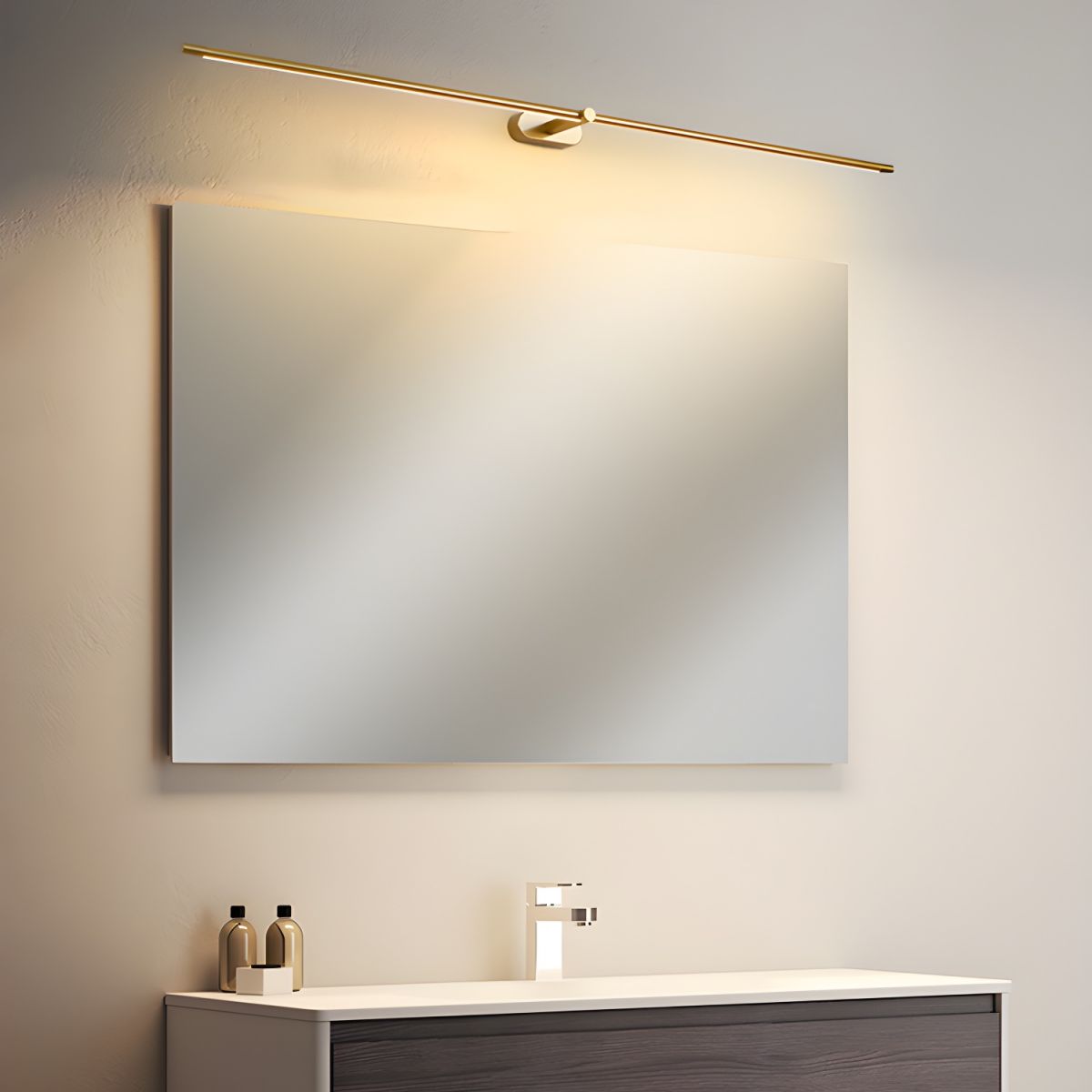 Minimalist Linear Plug-in Wall Lamp - Lumpaz